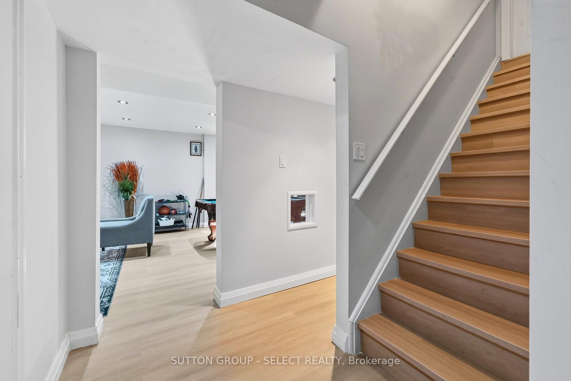 Photo 39 of 563 Firefly Drive, London, North B — HOMEH