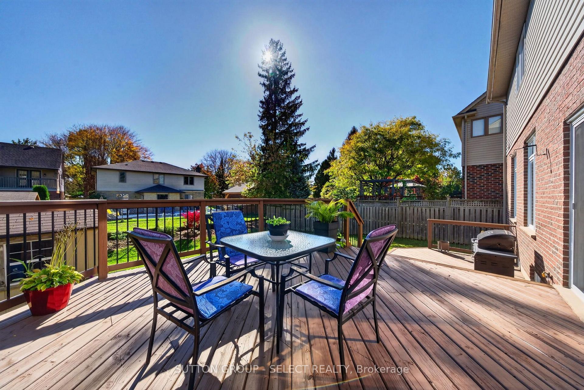 Photo 47 of 563 Firefly Drive, London, North B — HOMEH