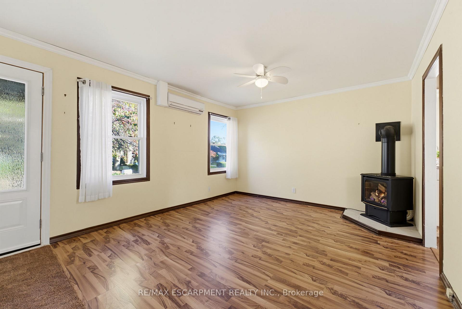 Photo 5 of 9 Spencer Avenue, Hamilton, Cootes Paradise — HOMEH