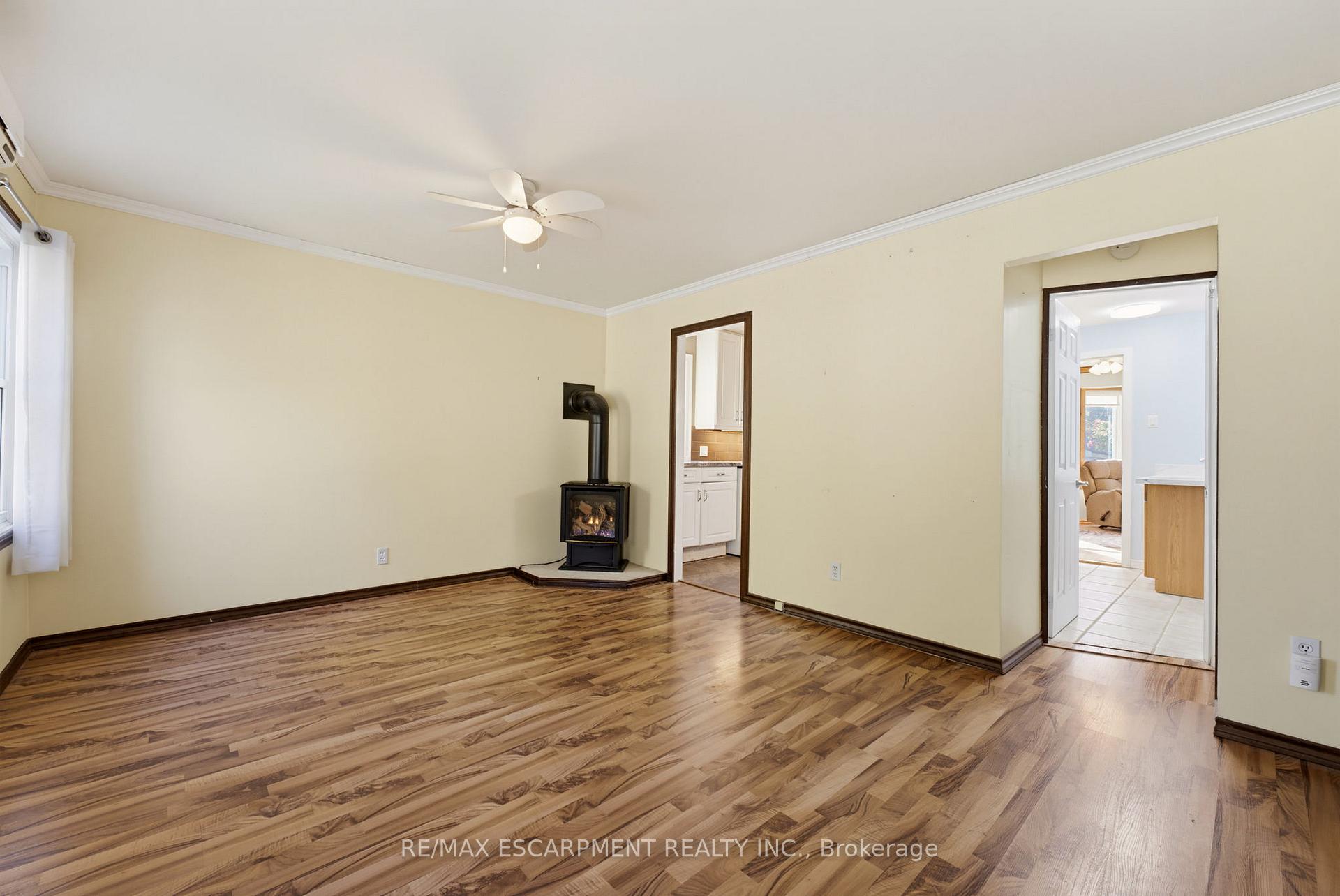 Photo 6 of 9 Spencer Avenue, Hamilton, Cootes Paradise — HOMEH