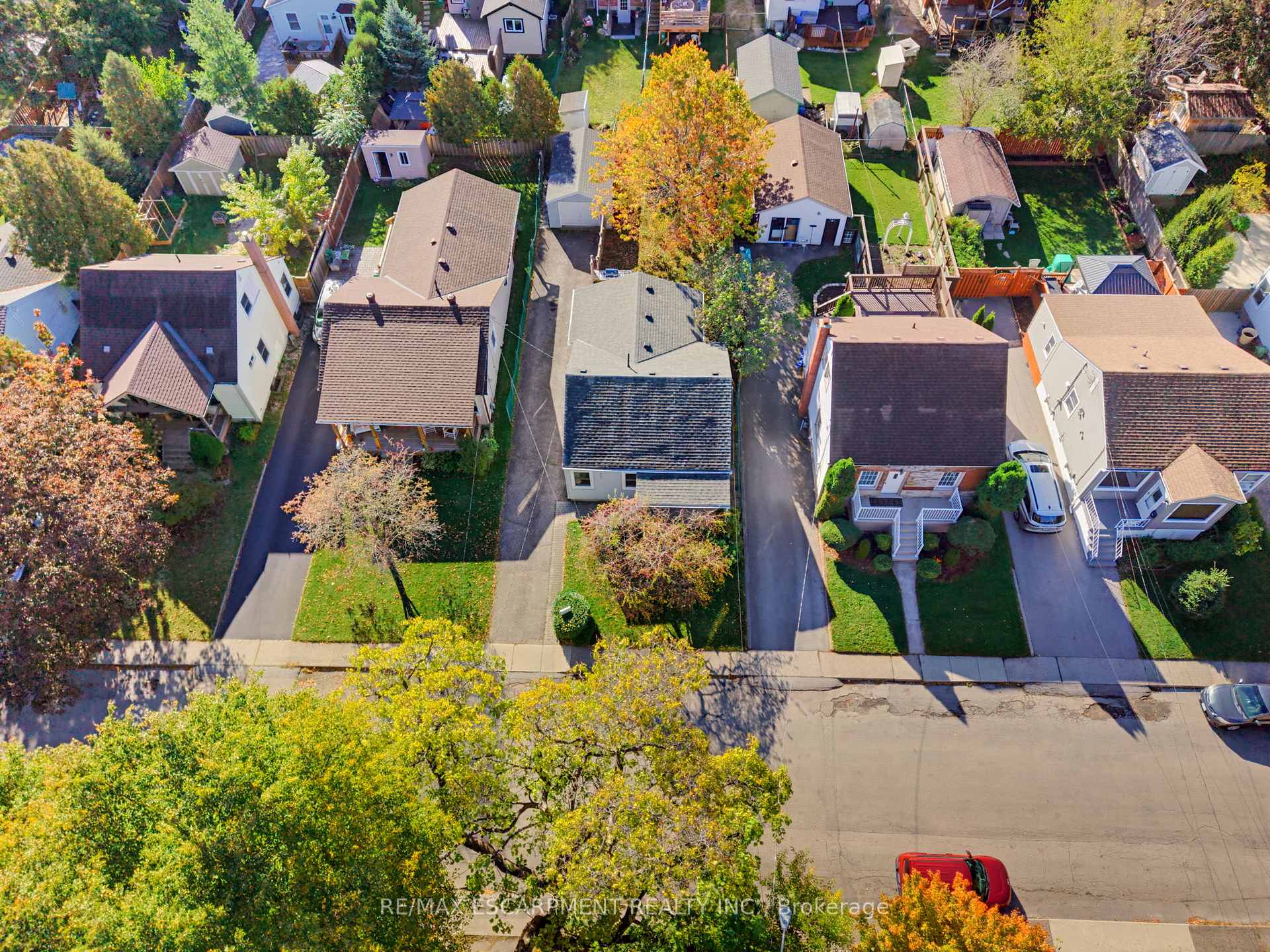Photo 32 of 9 Spencer Avenue, Hamilton, Cootes Paradise — HOMEH