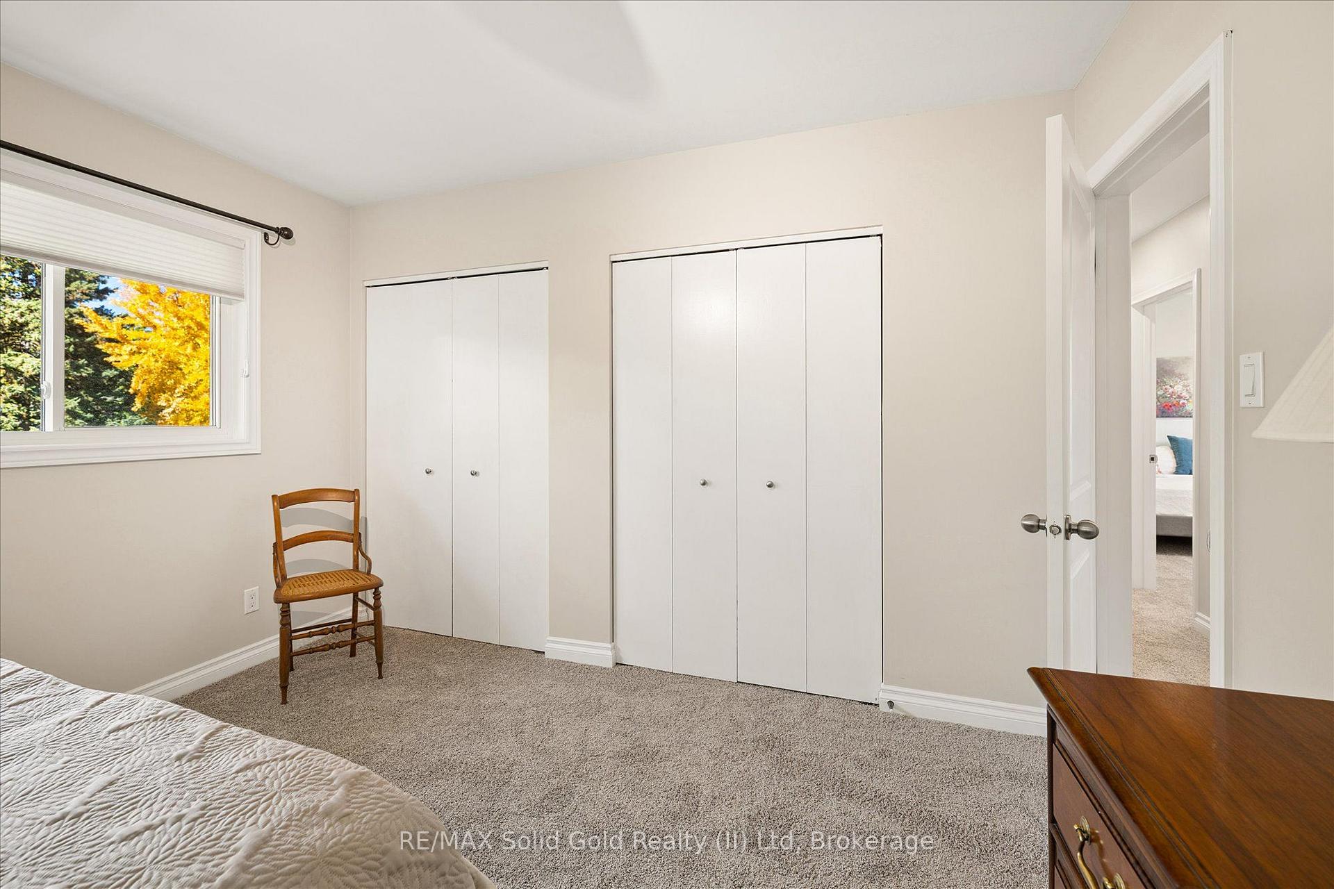 Photo 16 of 18 Evelyn Crescent, Kitchener, Stanley Park — HOMEH