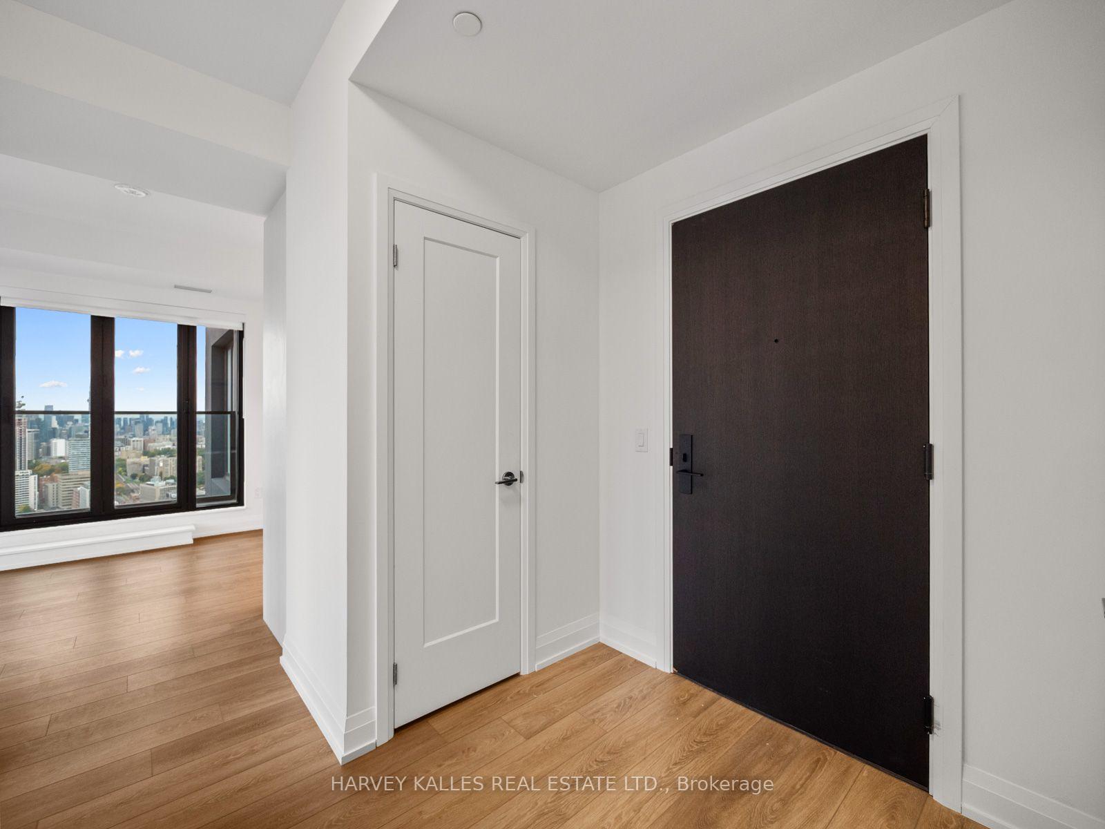 Photo 8 of Unit 3703, 20 Soudan Avenue, Toronto, Mount Pleasant West — HOMEH