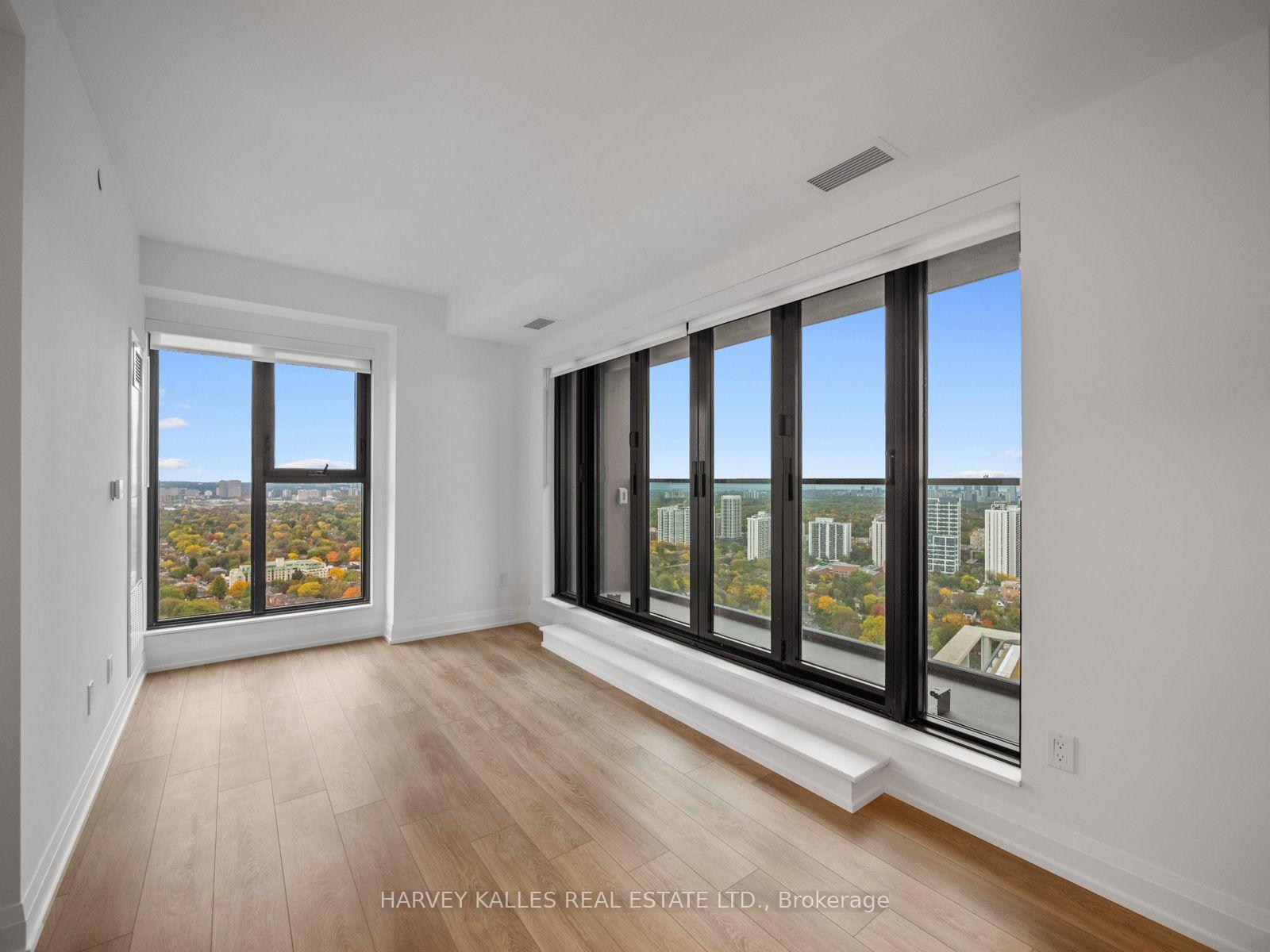 Photo 10 of Unit 3703, 20 Soudan Avenue, Toronto, Mount Pleasant West — HOMEH