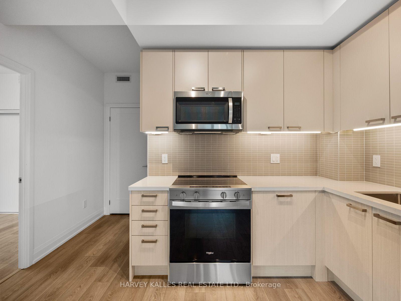 Photo 19 of Unit 3703, 20 Soudan Avenue, Toronto, Mount Pleasant West — HOMEH