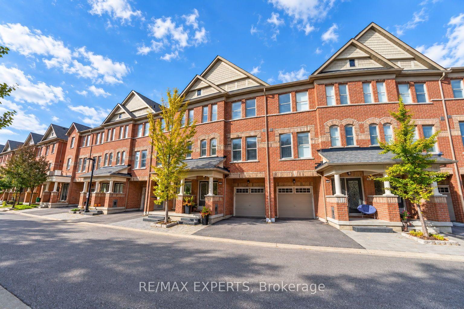 Photo 2 of 67 City Park Circle, Vaughan, West Woodbridge — HOMEH