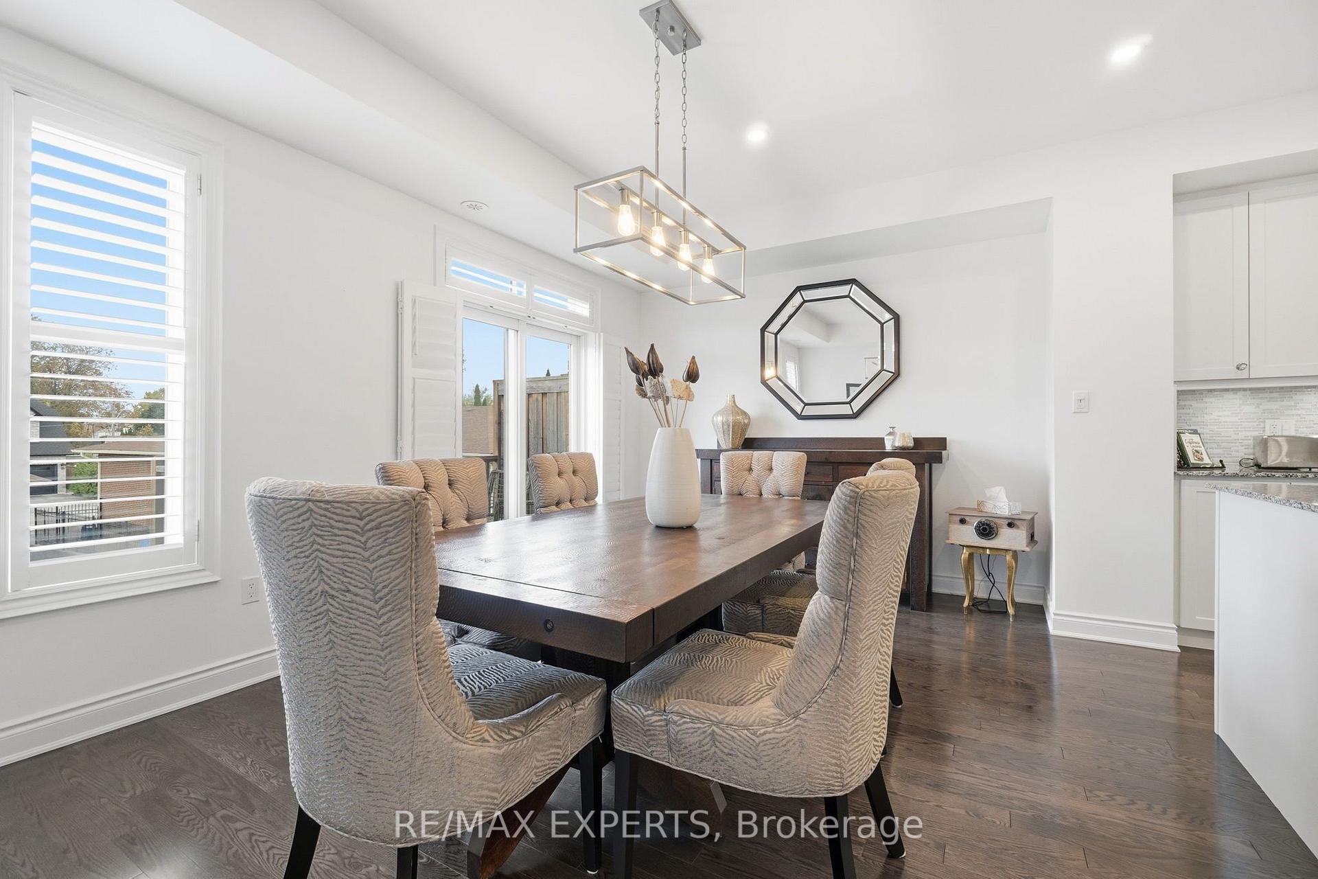 Photo 14 of 67 City Park Circle, Vaughan, West Woodbridge — HOMEH