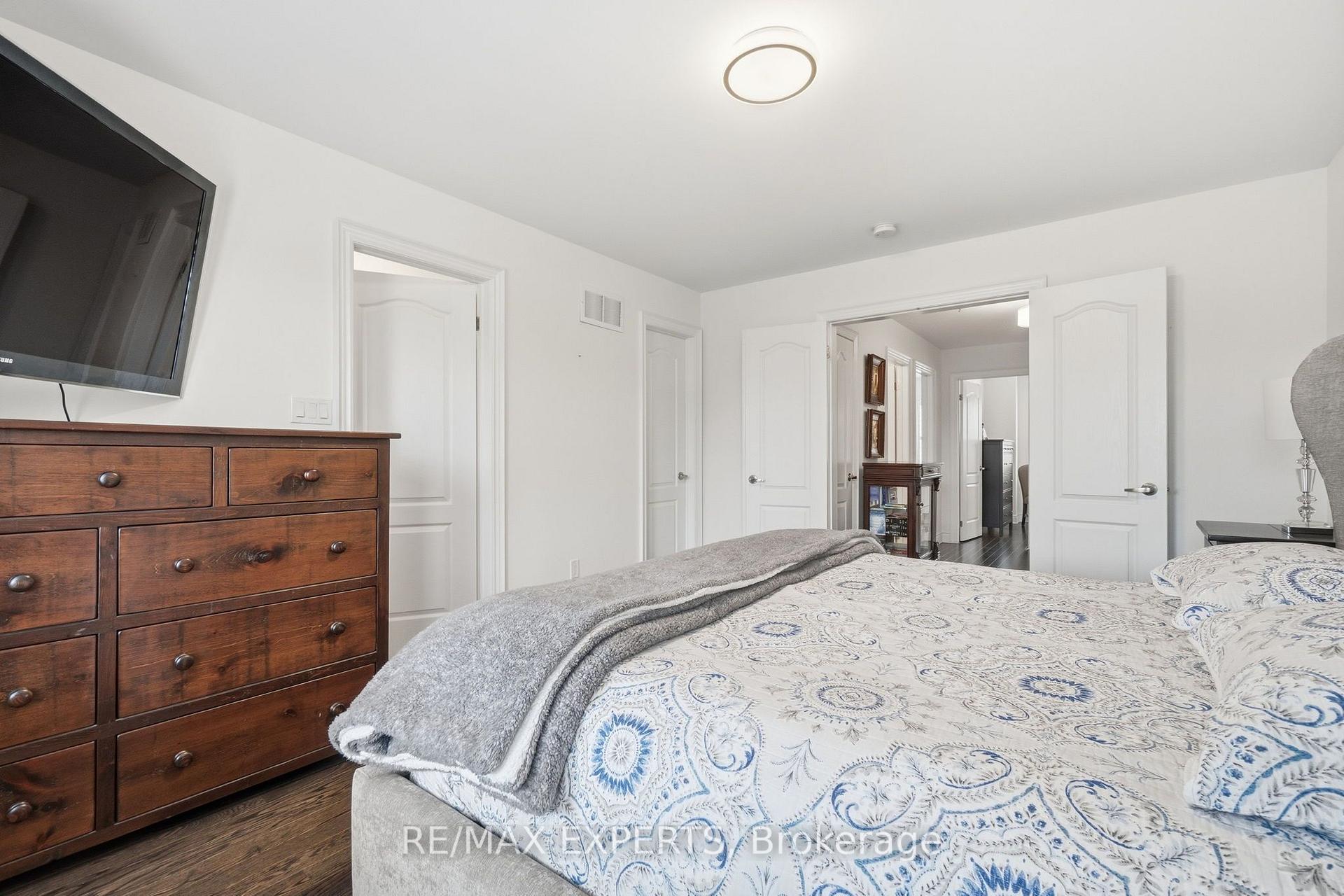 Photo 21 of 67 City Park Circle, Vaughan, West Woodbridge — HOMEH