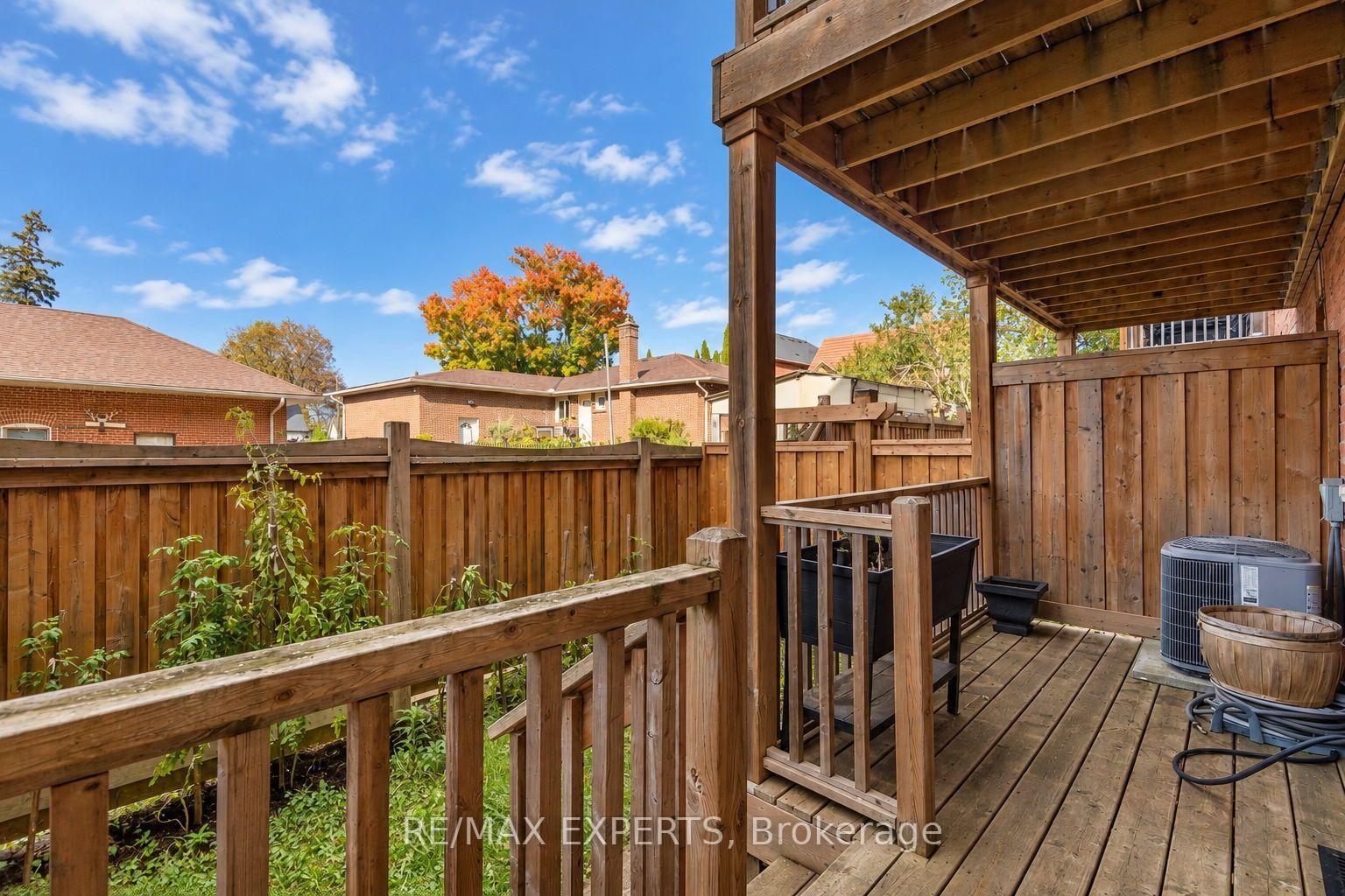 Photo 29 of 67 City Park Circle, Vaughan, West Woodbridge — HOMEH