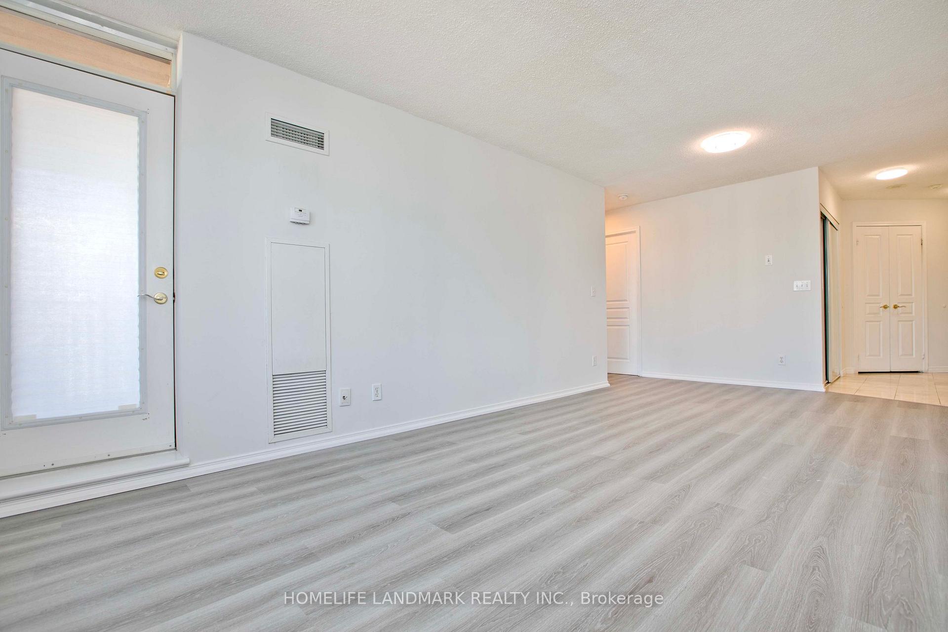 Photo 6 of Unit 1210, 55 Harrison Garden Boulevard S, North York, Willowdale East — HOMEH
