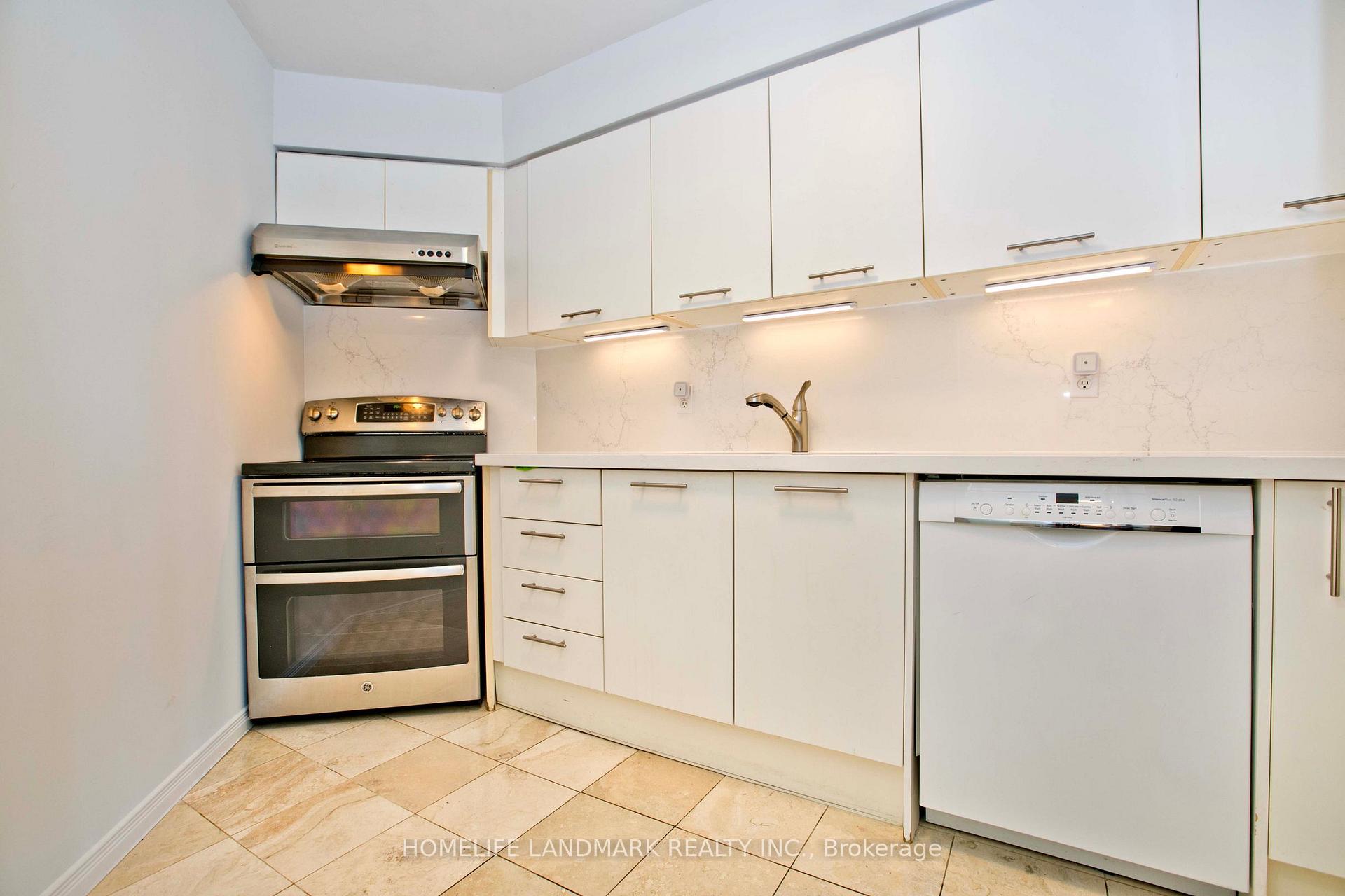 Photo 8 of Unit 1210, 55 Harrison Garden Boulevard S, North York, Willowdale East — HOMEH