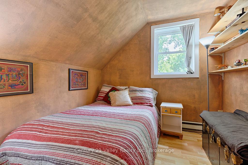 Photo 26 of 154 Mccauley Mountain Road, Bonnechere Valley, Eganville/Bonnechere Twp — HOMEH