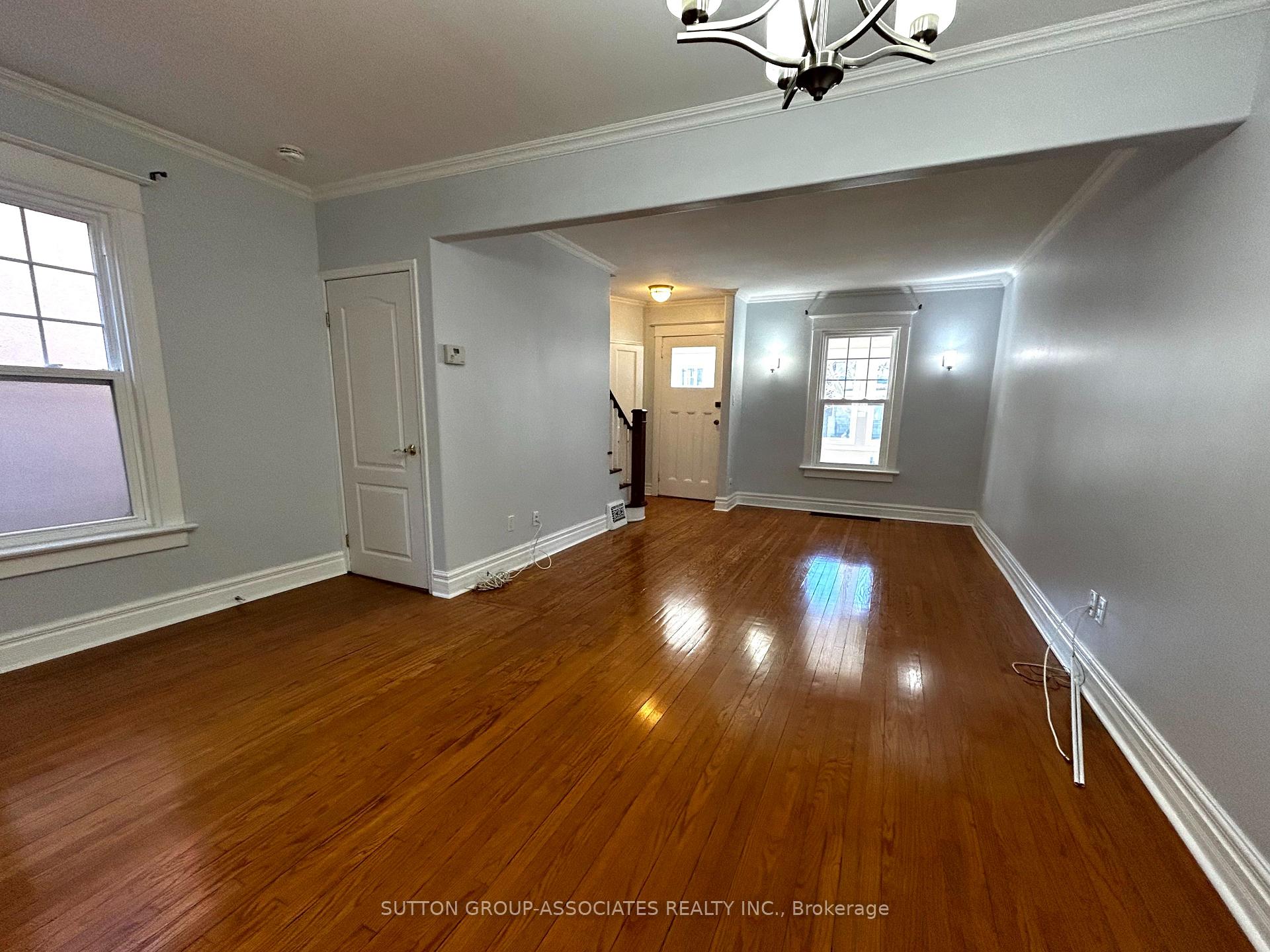 Photo 6 of 129 Kenwood Avenue, Toronto, Humewood-Cedarvale — HOMEH