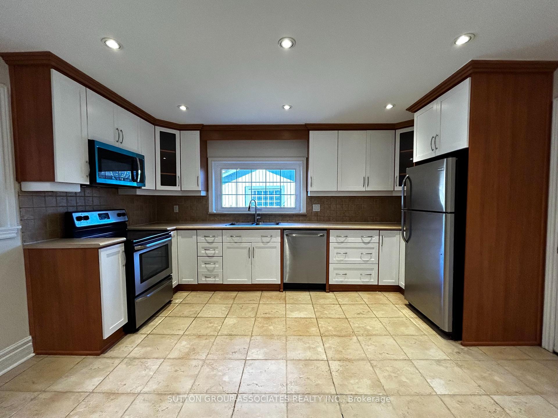 Photo 7 of 129 Kenwood Avenue, Toronto, Humewood-Cedarvale — HOMEH