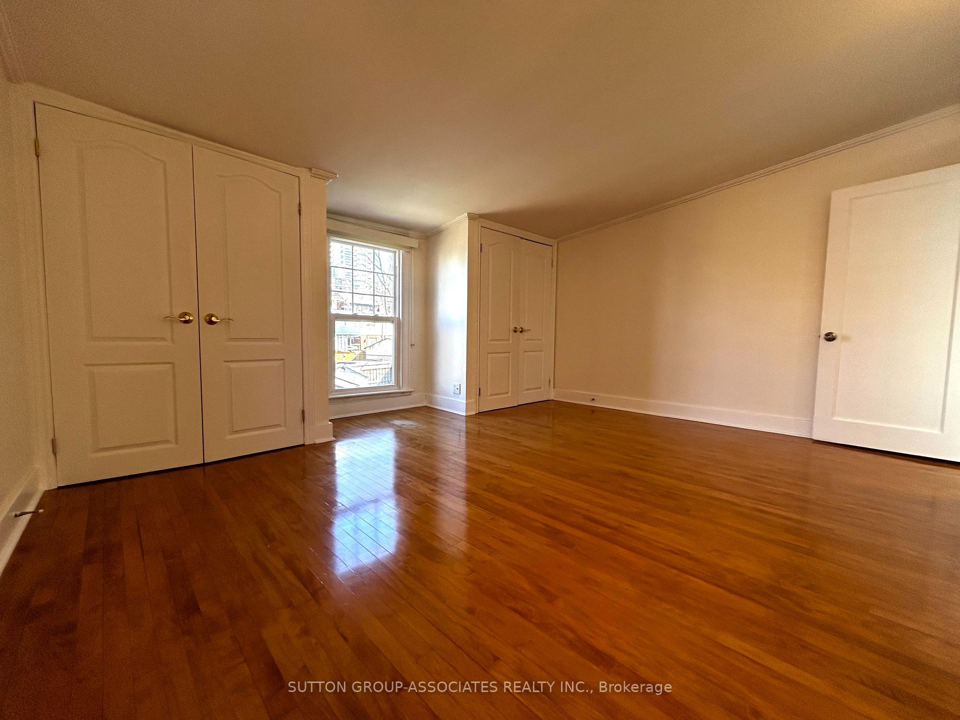 Photo 11 of 129 Kenwood Avenue, Toronto, Humewood-Cedarvale — HOMEH