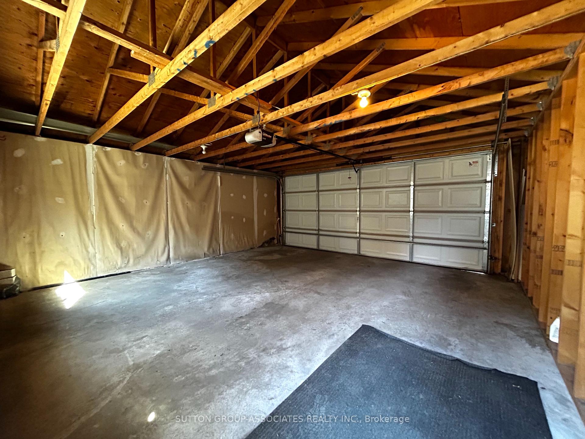 Photo 17 of 129 Kenwood Avenue, Toronto, Humewood-Cedarvale — HOMEH
