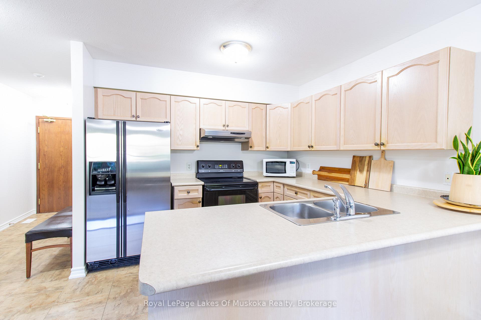 Photo 8 of Unit 110, 24 Ontario Street, Bracebridge — HOMEH