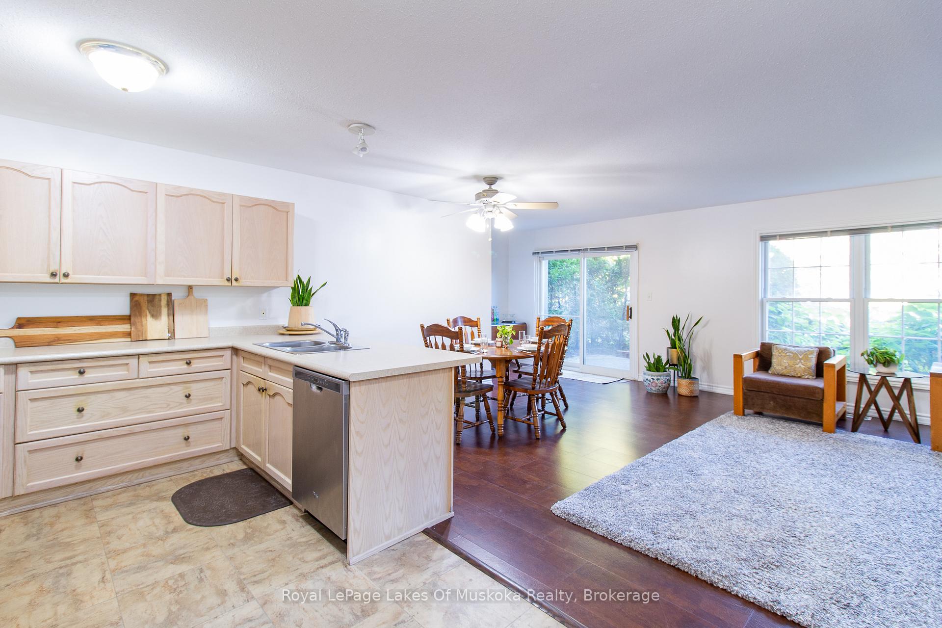 Photo 10 of Unit 110, 24 Ontario Street, Bracebridge — HOMEH
