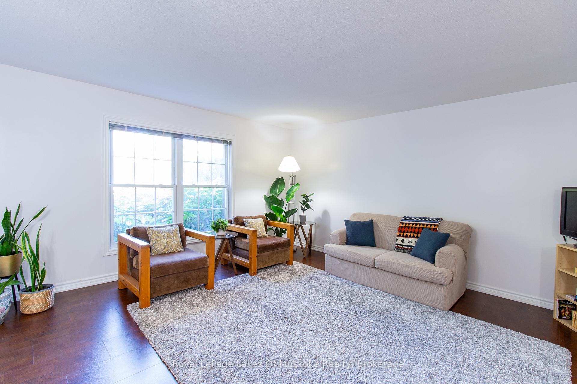 Photo 16 of Unit 110, 24 Ontario Street, Bracebridge — HOMEH