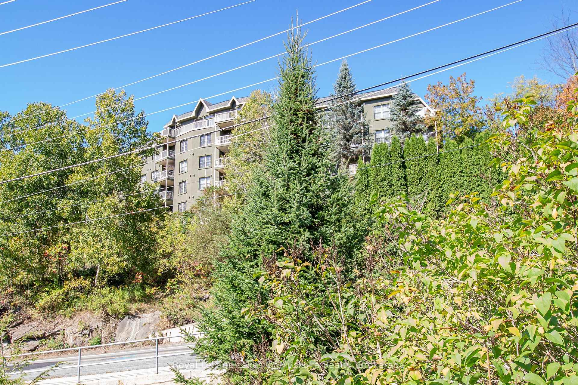 Photo 32 of Unit 110, 24 Ontario Street, Bracebridge — HOMEH