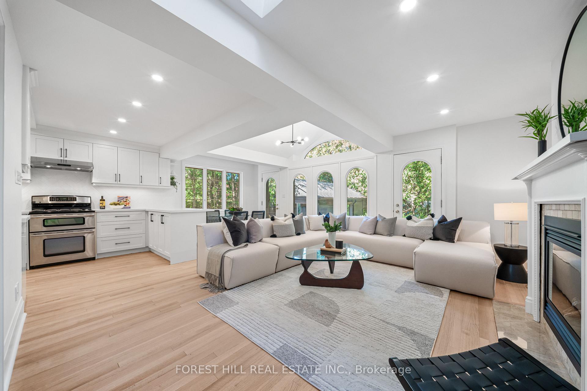 Photo 16 of 408 St Clements Avenue, Toronto, Lawrence Park South — HOMEH