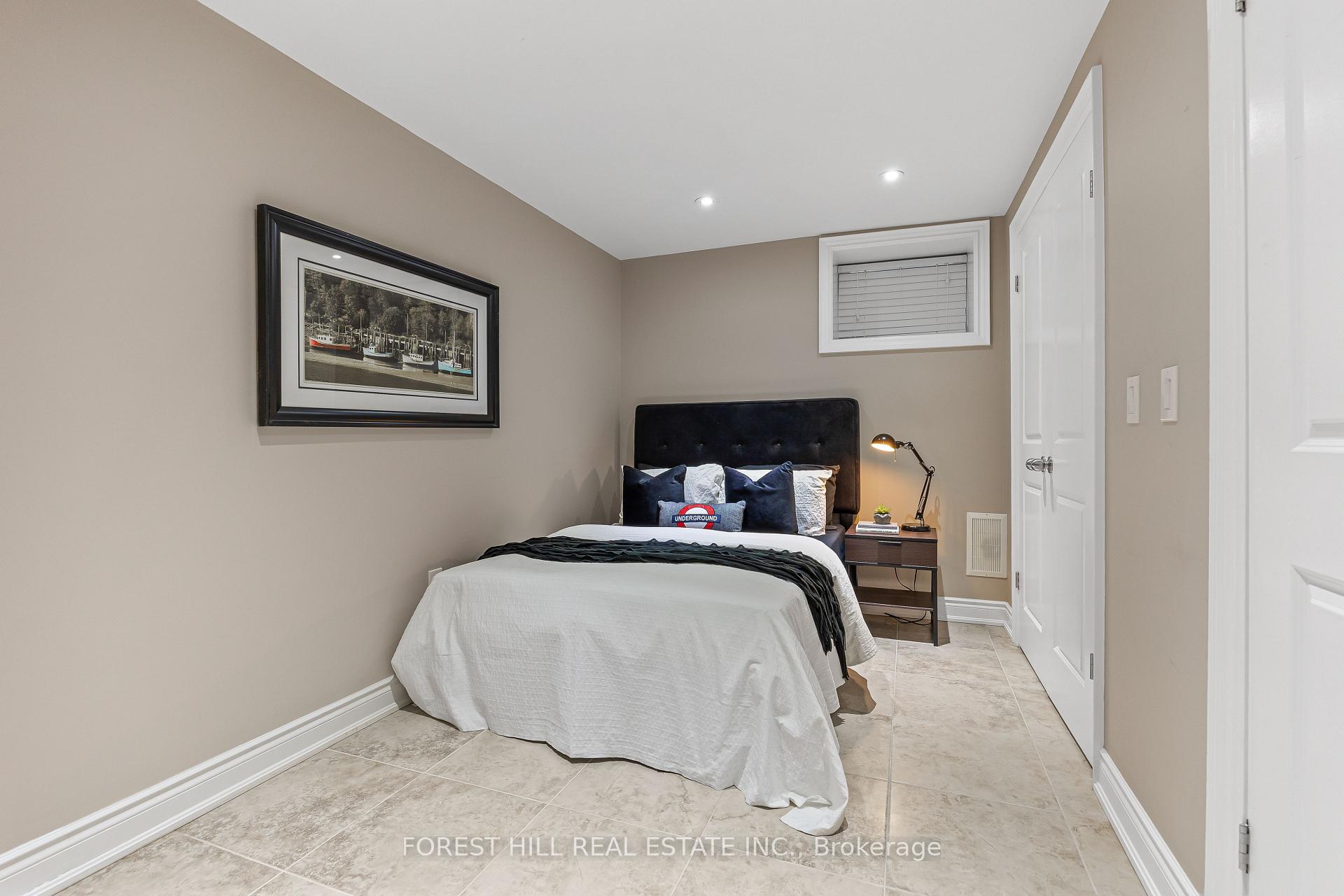 Photo 32 of 408 St Clements Avenue, Toronto, Lawrence Park South — HOMEH