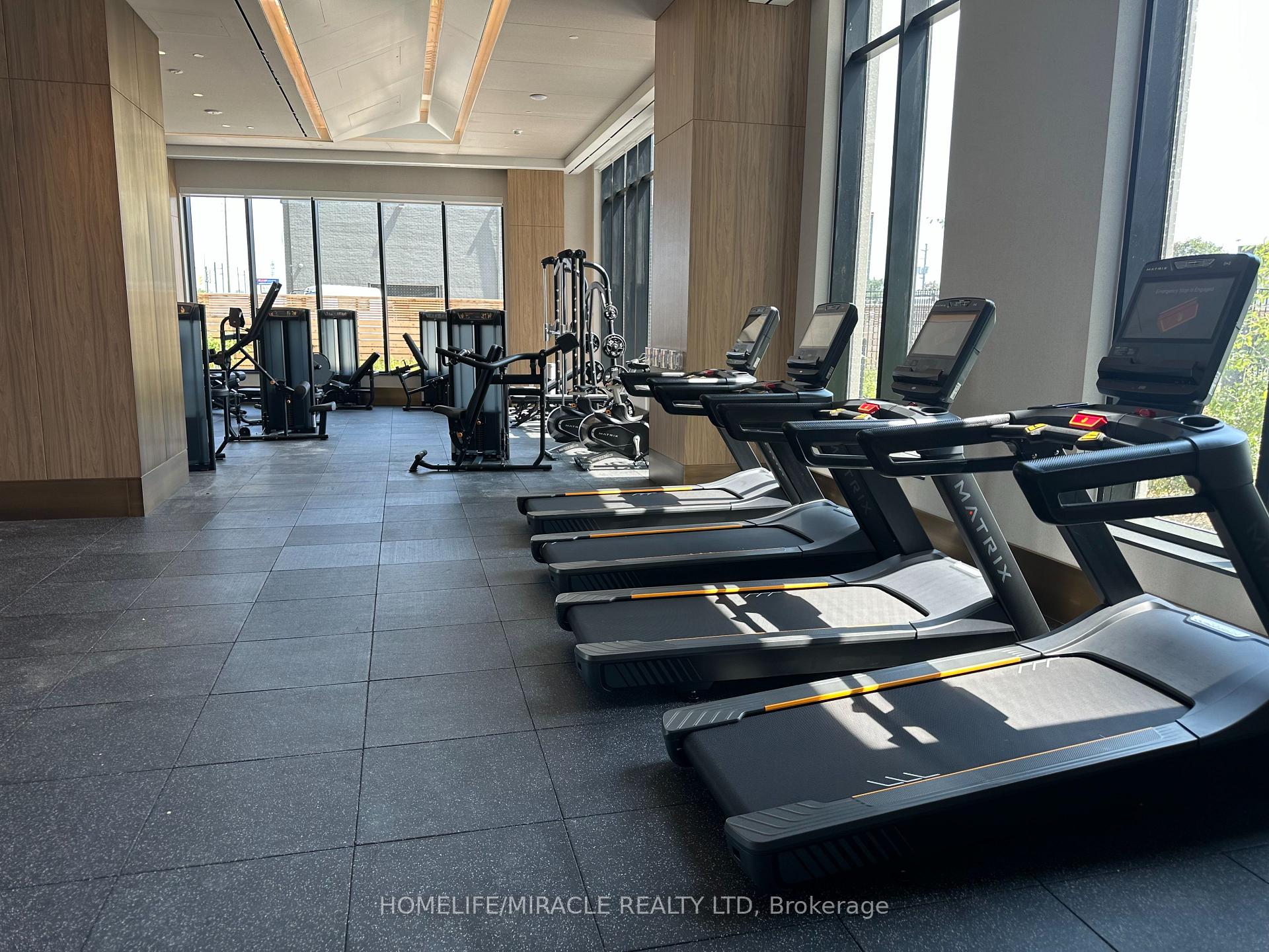 Photo 4 of Unit 2702, 21 Meadowdale Road, Vaughan, Vaughan Corporate Centre — HOMEH