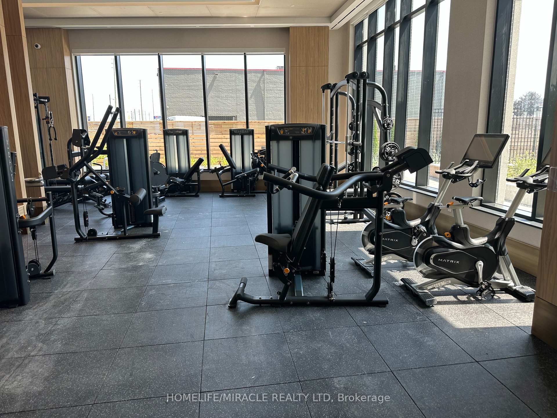 Photo 5 of Unit 2702, 21 Meadowdale Road, Vaughan, Vaughan Corporate Centre — HOMEH