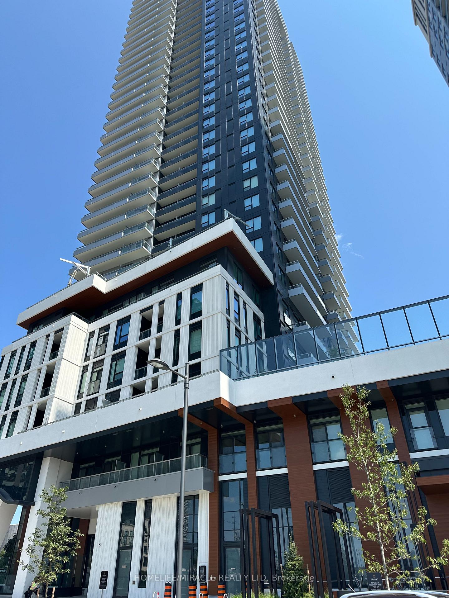 Photo 10 of Unit 2702, 21 Meadowdale Road, Vaughan, Vaughan Corporate Centre — HOMEH
