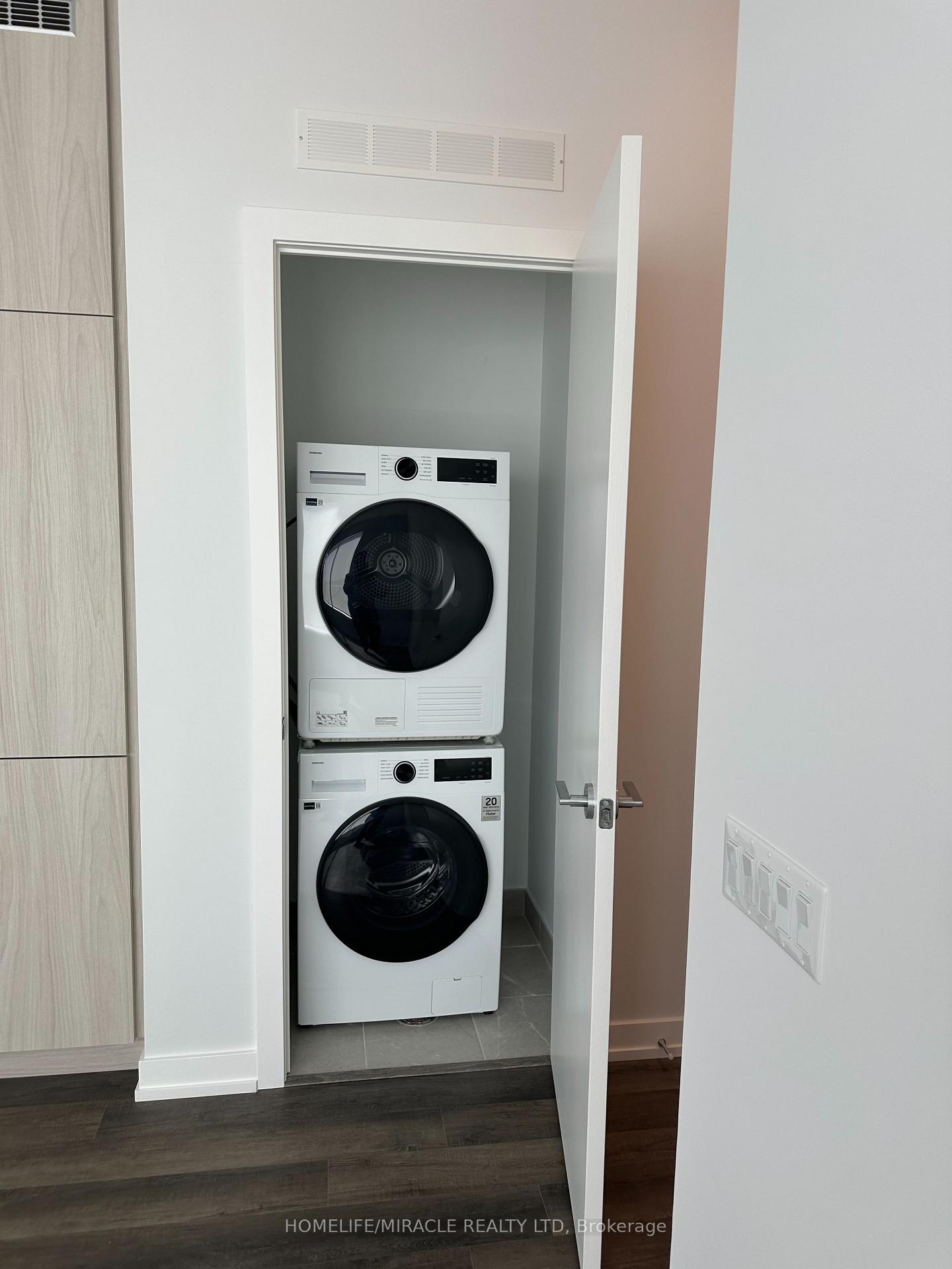 Photo 14 of Unit 2702, 21 Meadowdale Road, Vaughan, Vaughan Corporate Centre — HOMEH