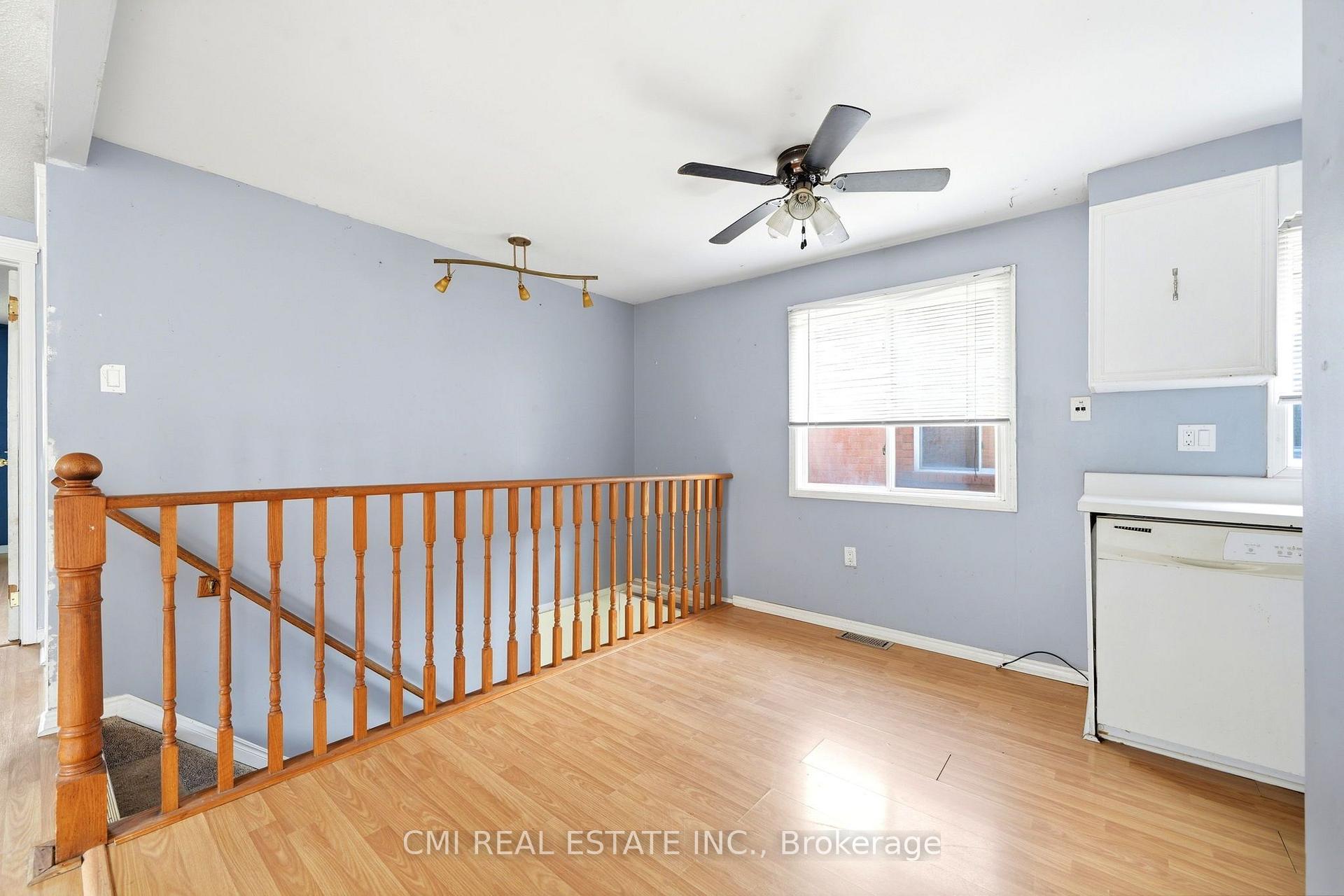 Photo 14 of 42 Geddes Crescent, Barrie, Northwest — HOMEH