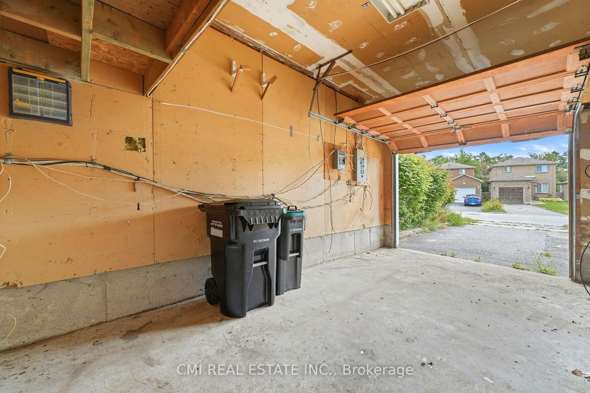 Photo 27 of 42 Geddes Crescent, Barrie, Northwest — HOMEH