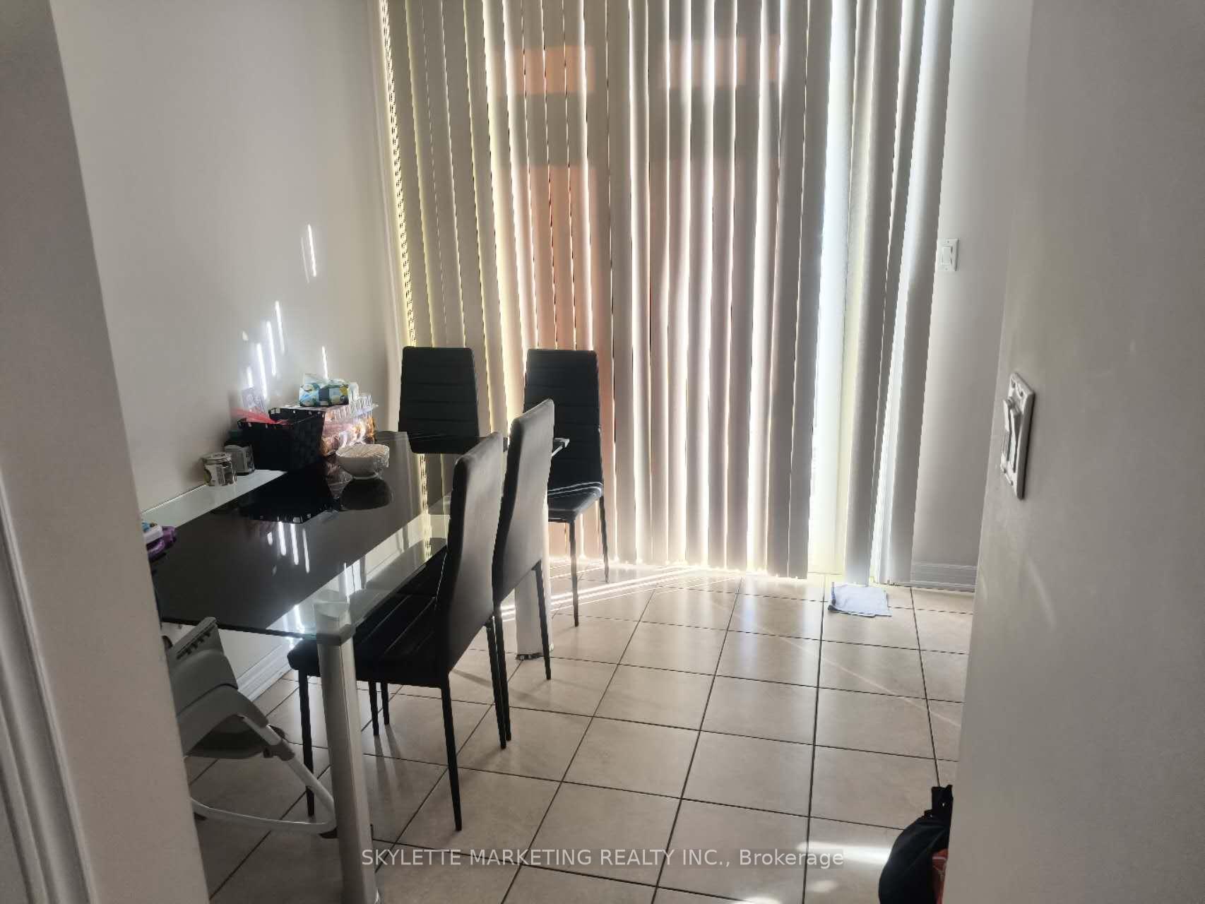 Photo 7 of 323 Aldergrove Drive, Markham, Milliken Mills East — HOMEH