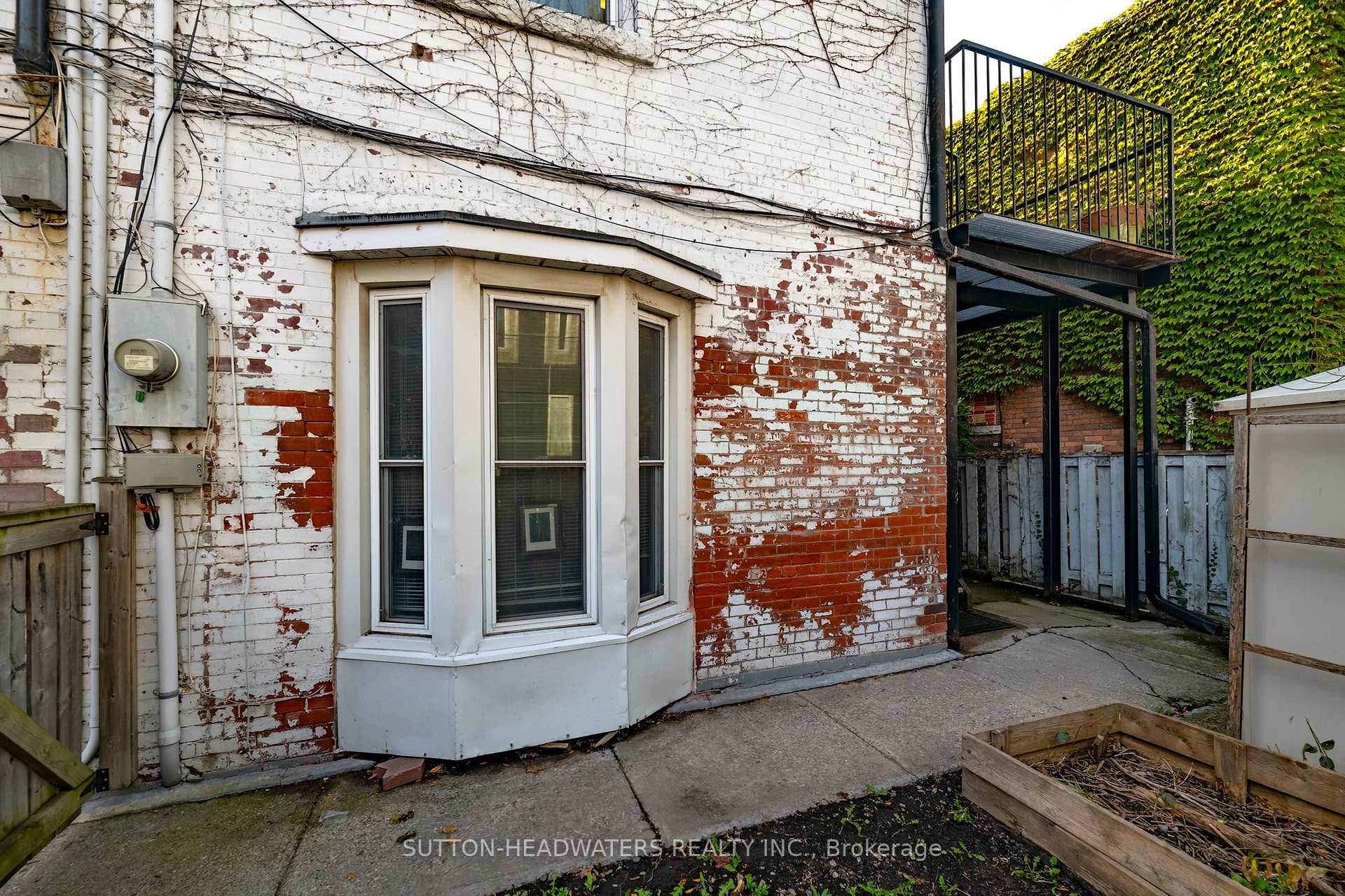 Photo 6 of 106 Barton Avenue, Toronto, The Annex — HOMEH