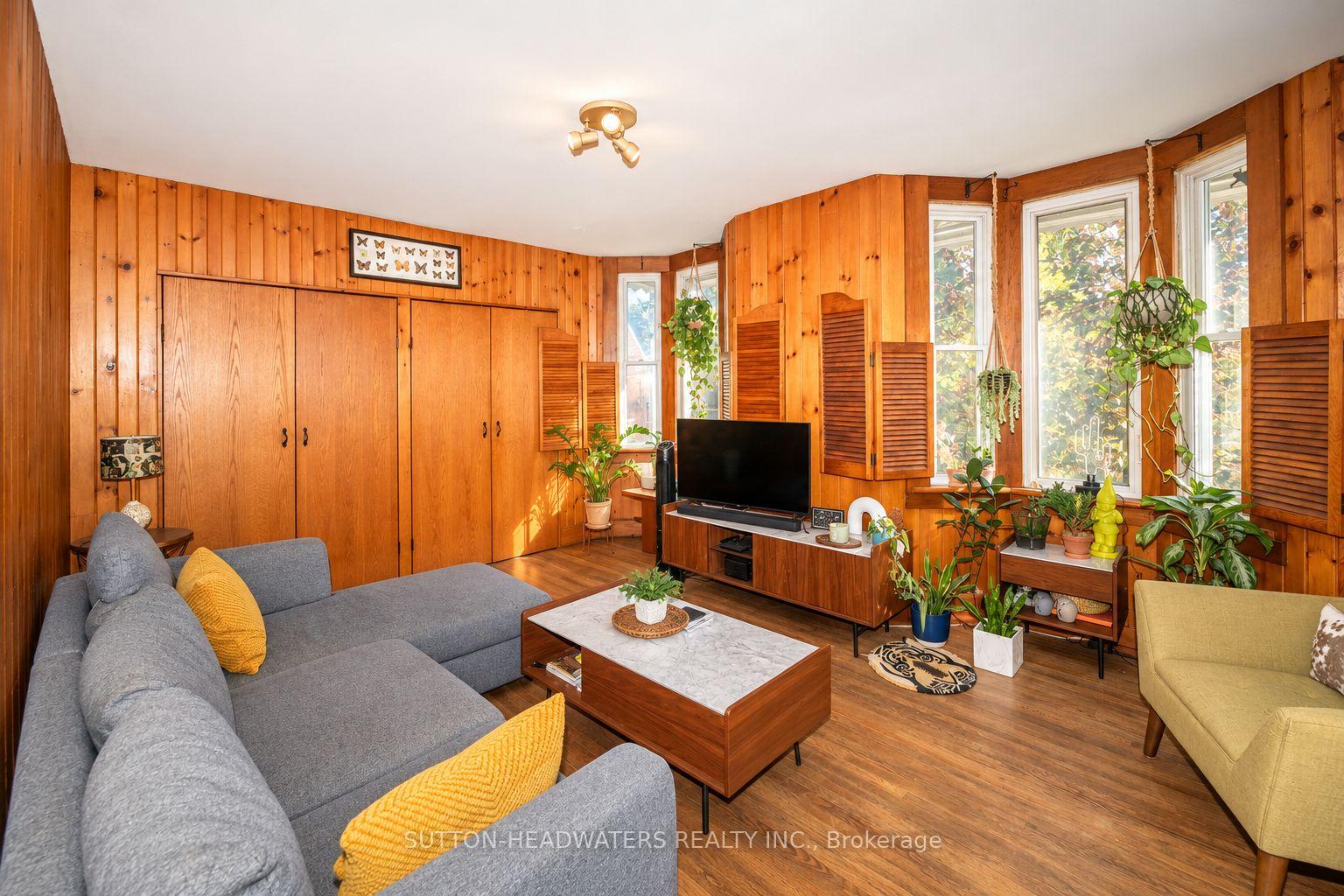 Photo 24 of 106 Barton Avenue, Toronto, The Annex — HOMEH