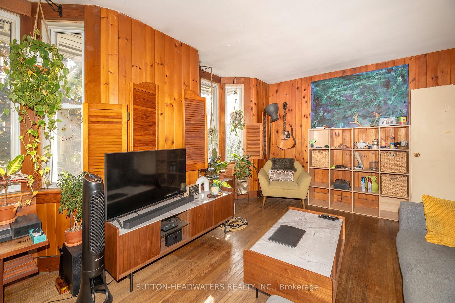 Photo 27 of 106 Barton Avenue, Toronto, The Annex — HOMEH