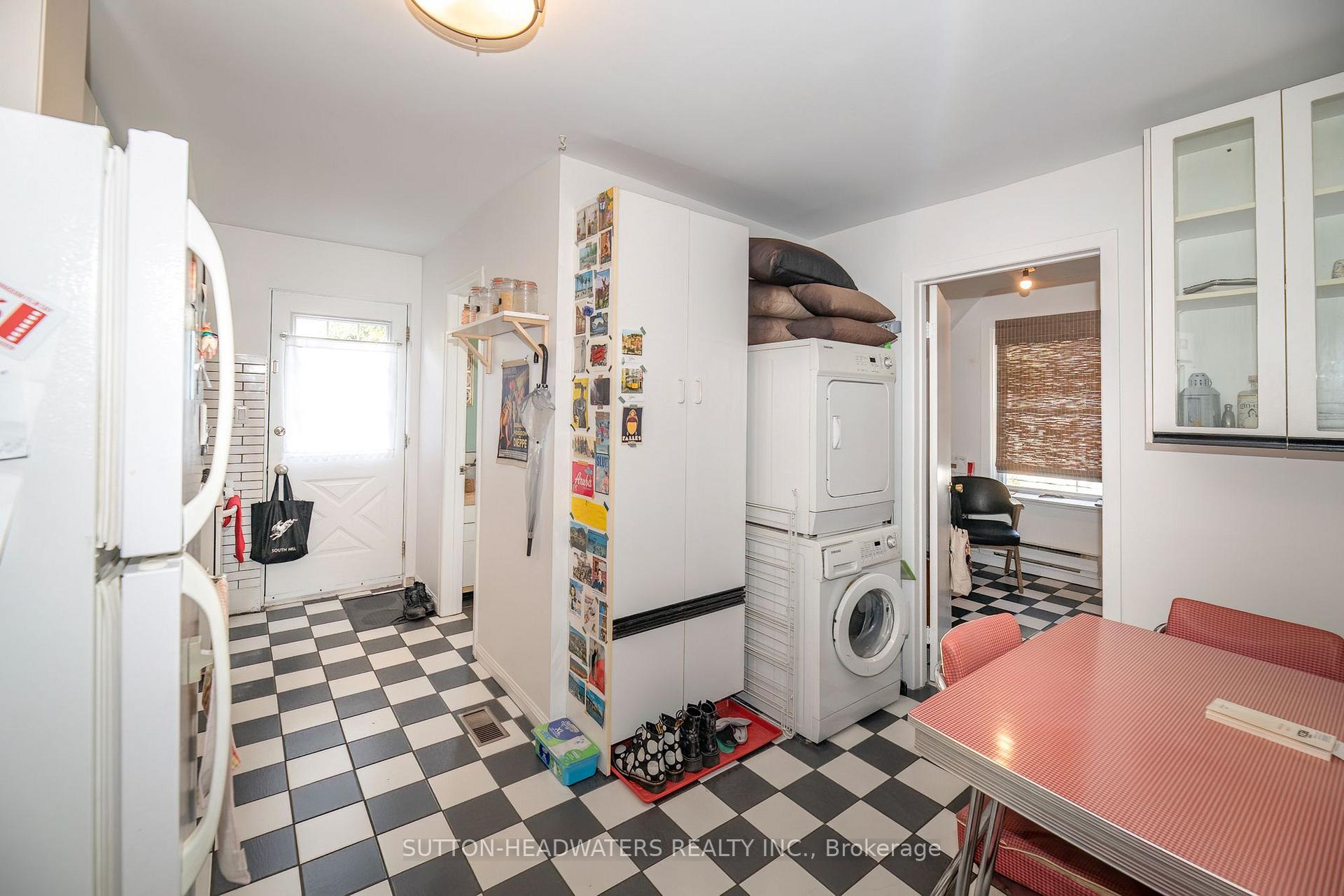 Photo 36 of 106 Barton Avenue, Toronto, The Annex — HOMEH