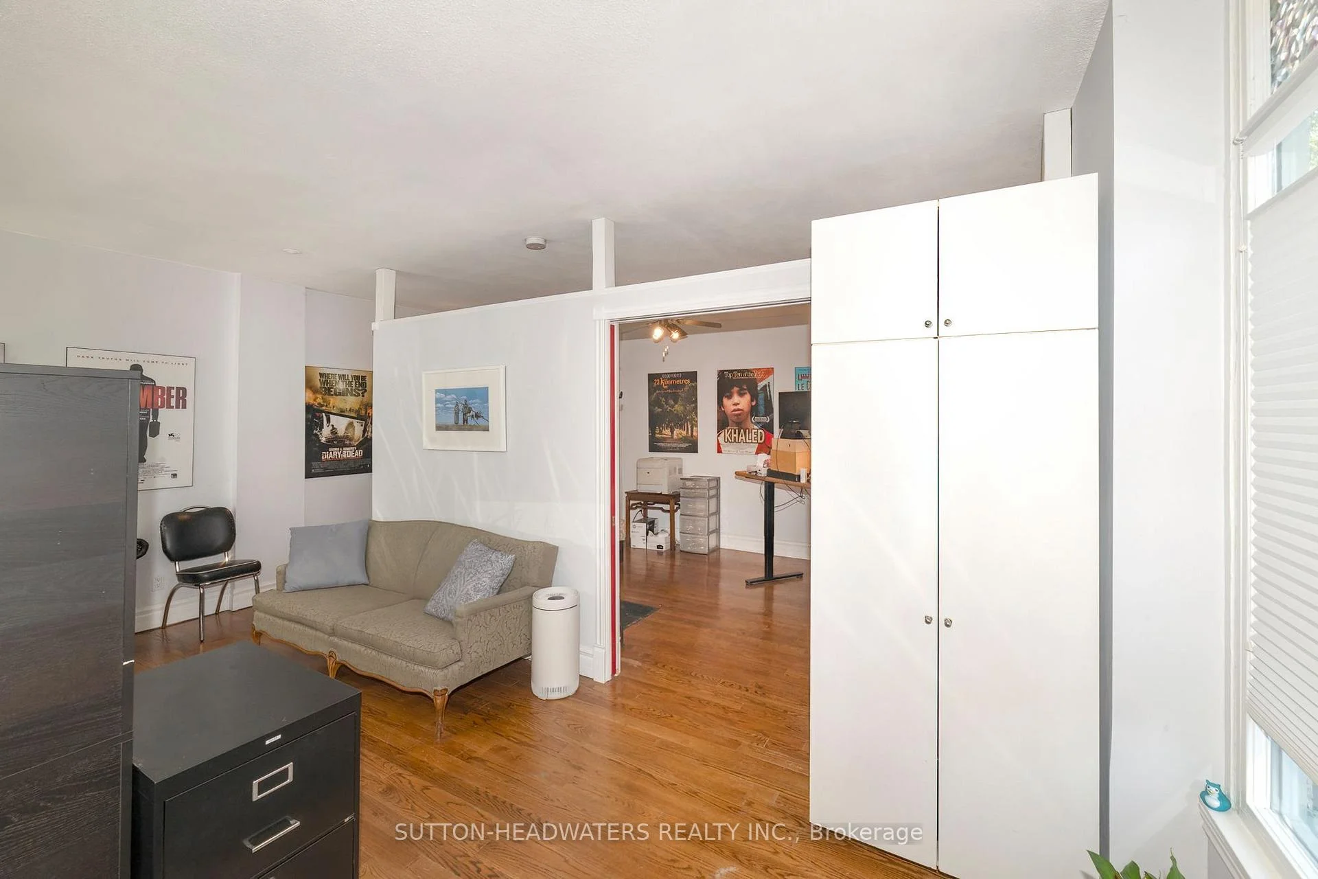 Photo 10 of 106 Barton Avenue, Toronto, The Annex — HOMEH