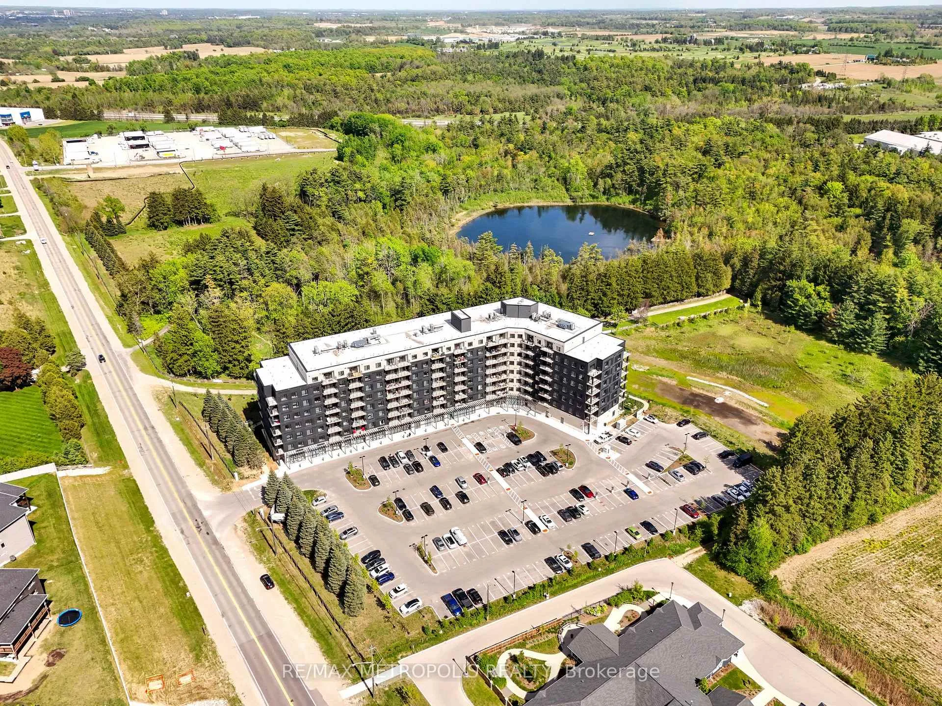 Photo 1 of Unit 322, 525 New Dundee Road, Kitchener, Doon South — HOMEH
