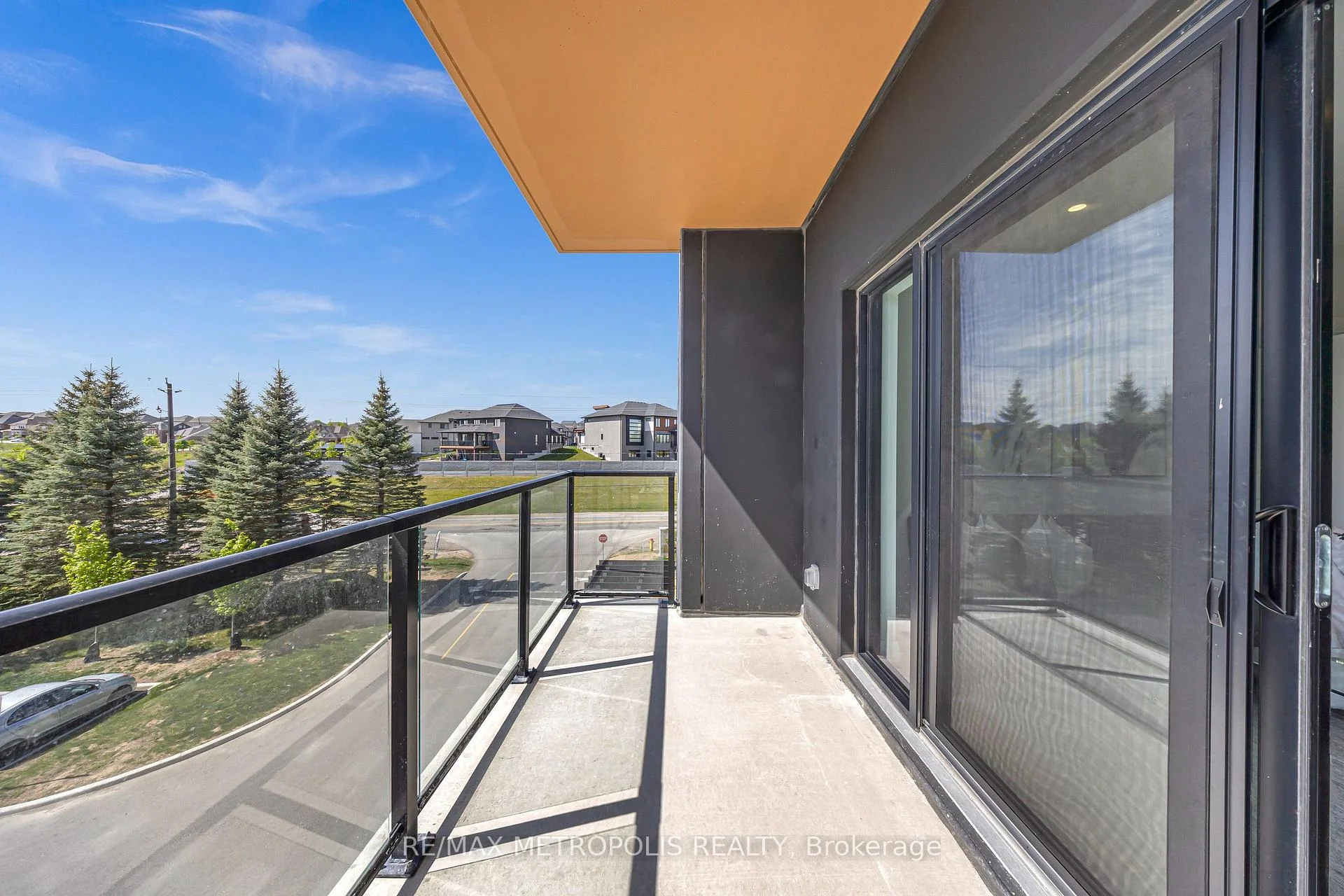 Photo 17 of Unit 322, 525 New Dundee Road, Kitchener, Doon South — HOMEH