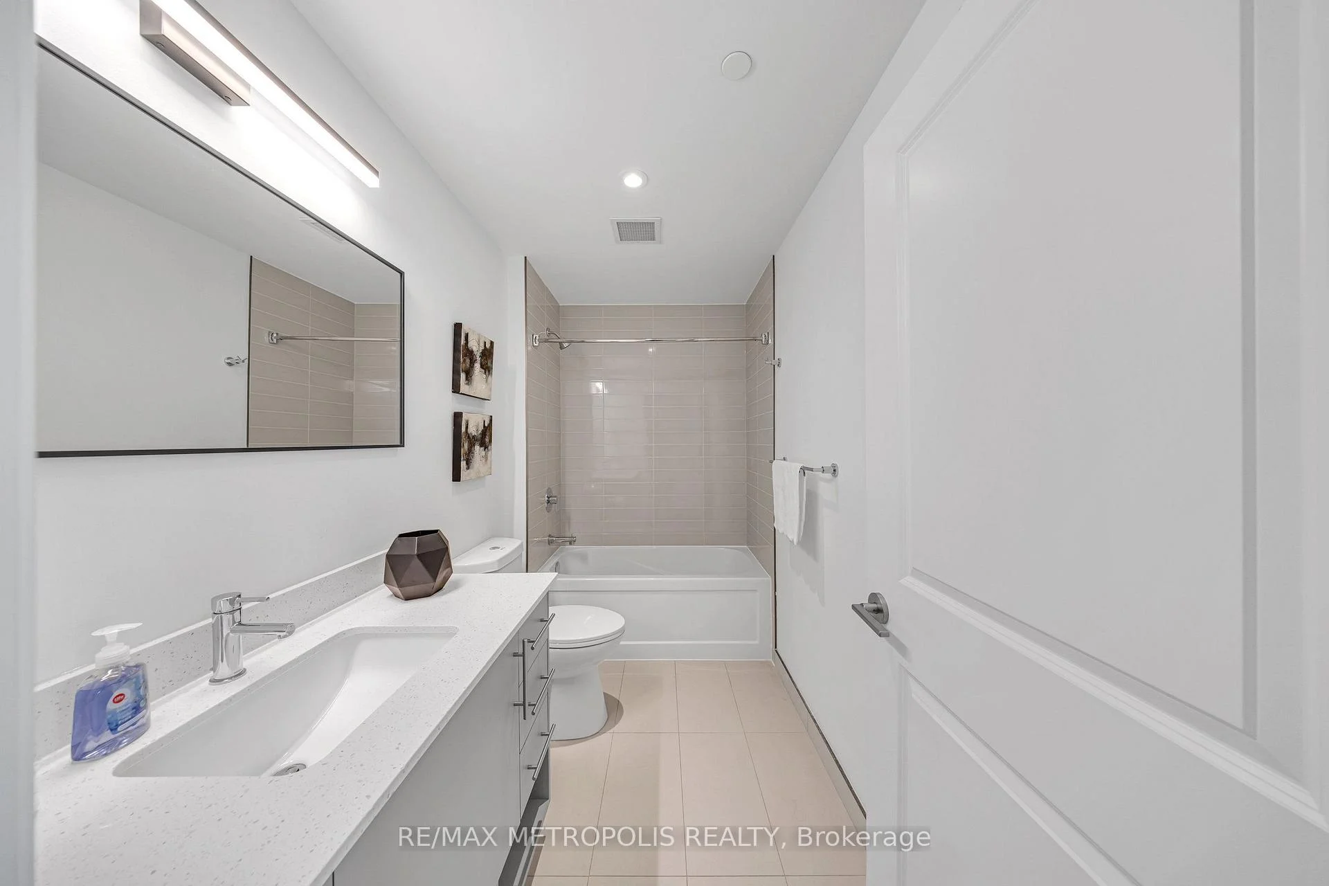Photo 20 of Unit 322, 525 New Dundee Road, Kitchener, Doon South — HOMEH