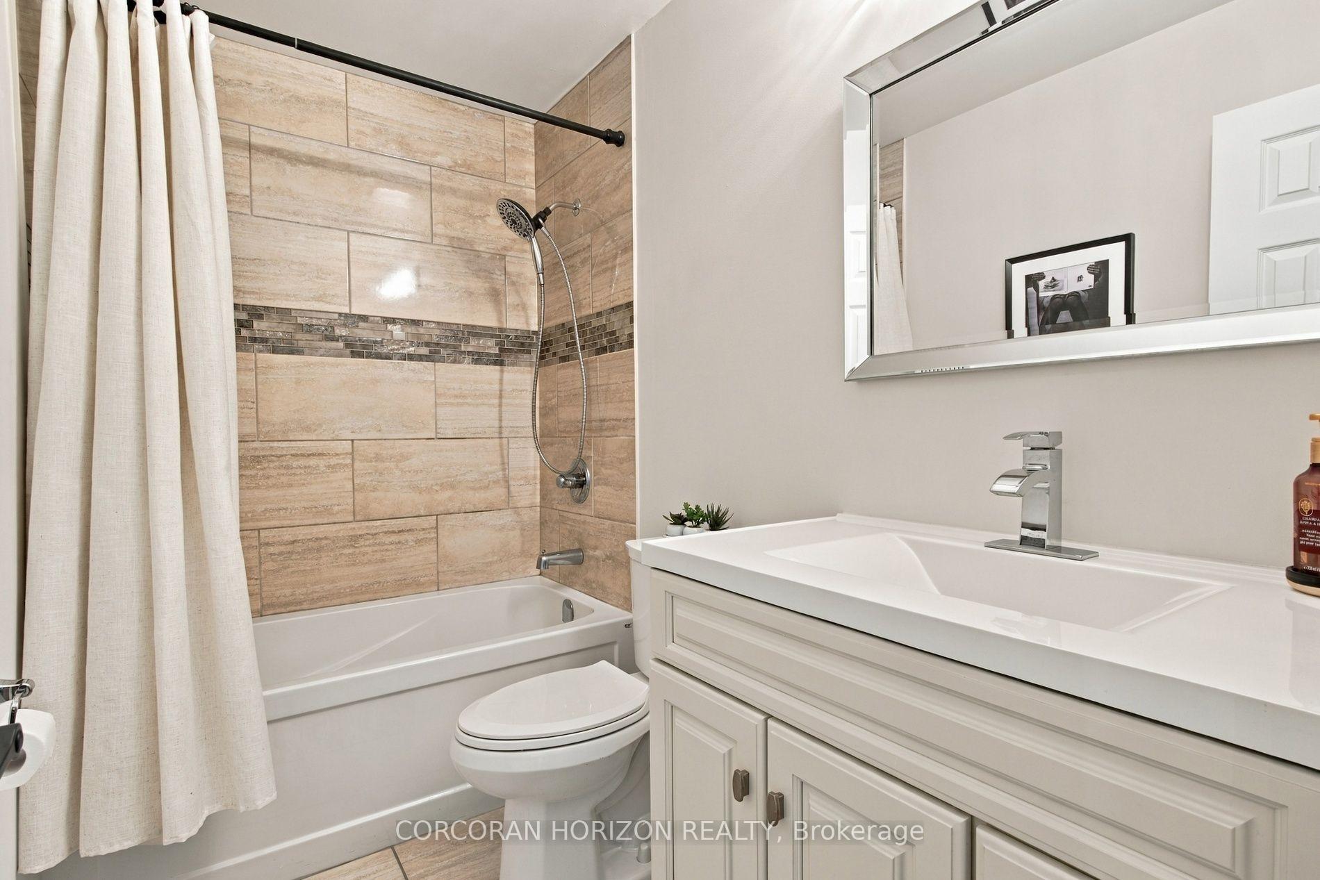 Photo 26 of 27 Costain Court, Kitchener, Forest Heights — HOMEH