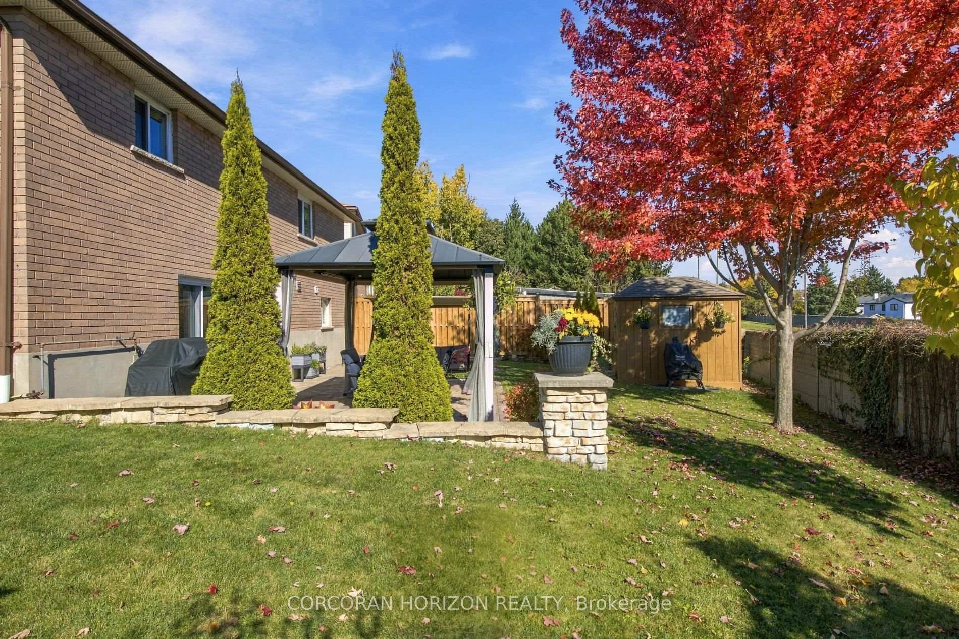 Photo 40 of 27 Costain Court, Kitchener, Forest Heights — HOMEH
