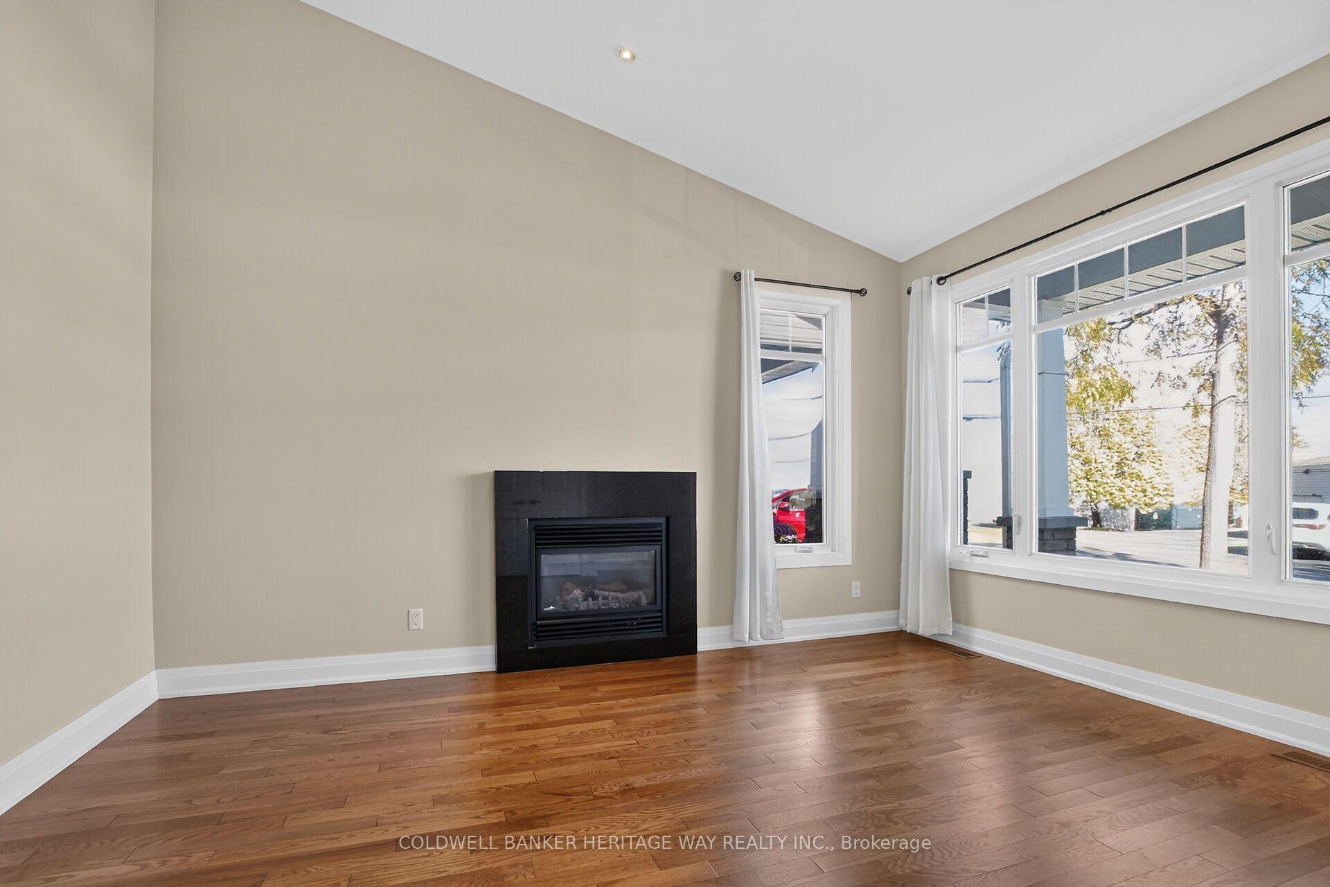 Photo 8 of 135 Elizabeth Street, Carleton Place, Carleton Place — HOMEH