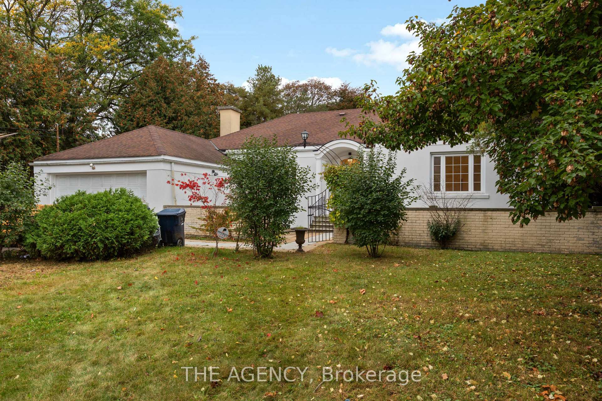 Photo 17 of 6 Gerald Street, North York, St. Andrew-Windfields — HOMEH
