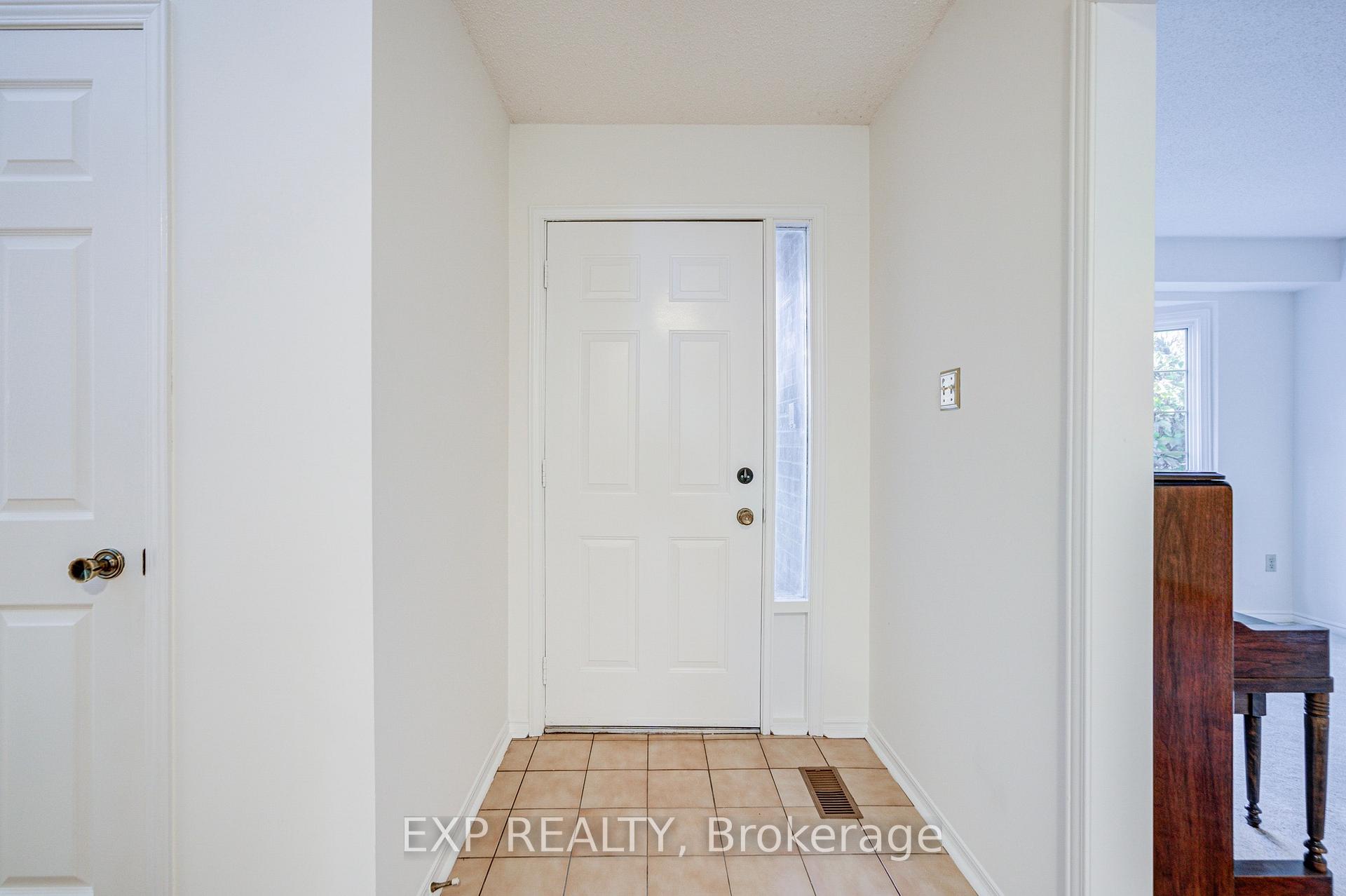 Photo 6 of 47 Longsword Drive, Scarborough, Agincourt North — HOMEH