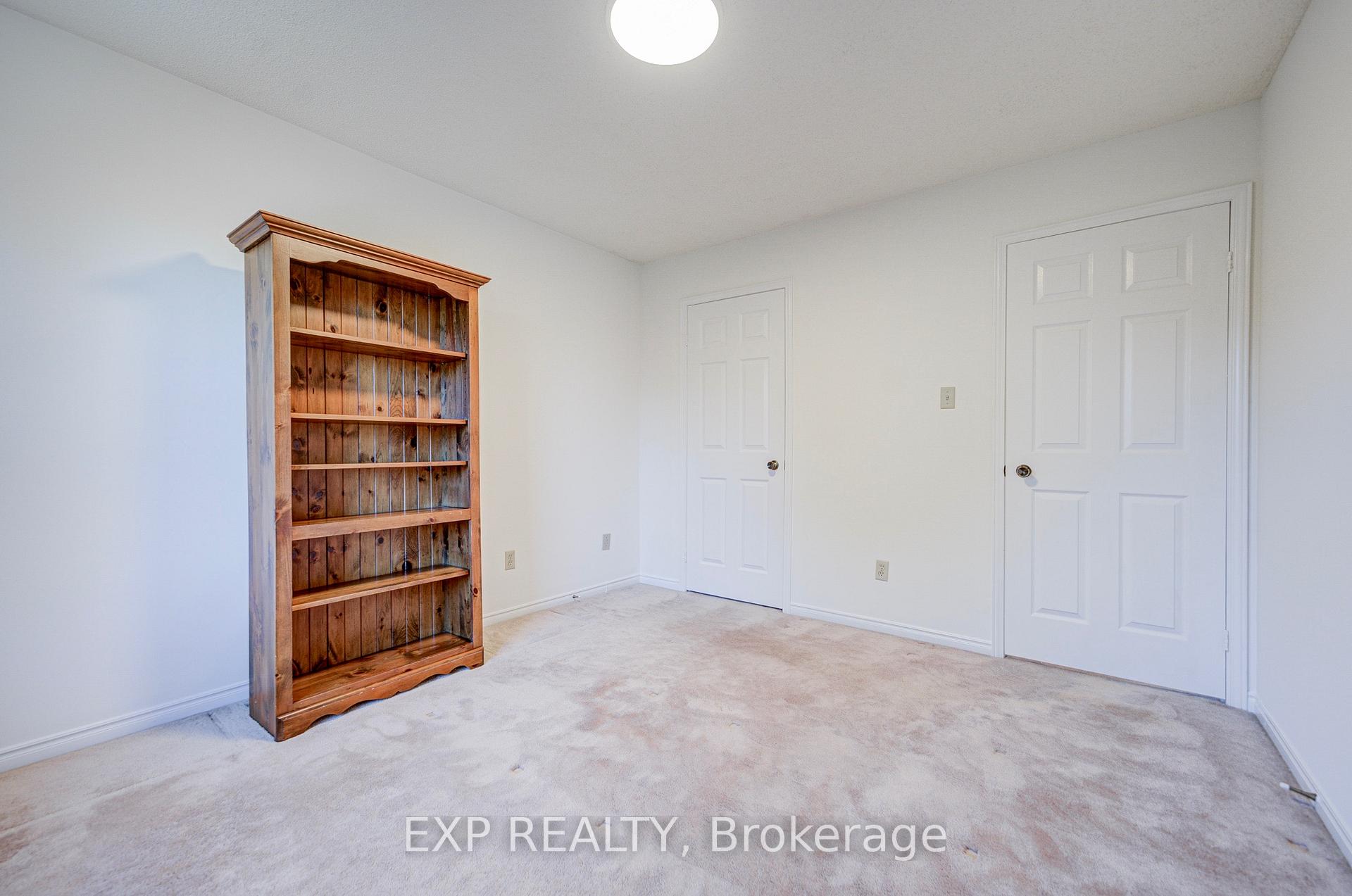 Photo 42 of 47 Longsword Drive, Scarborough, Agincourt North — HOMEH