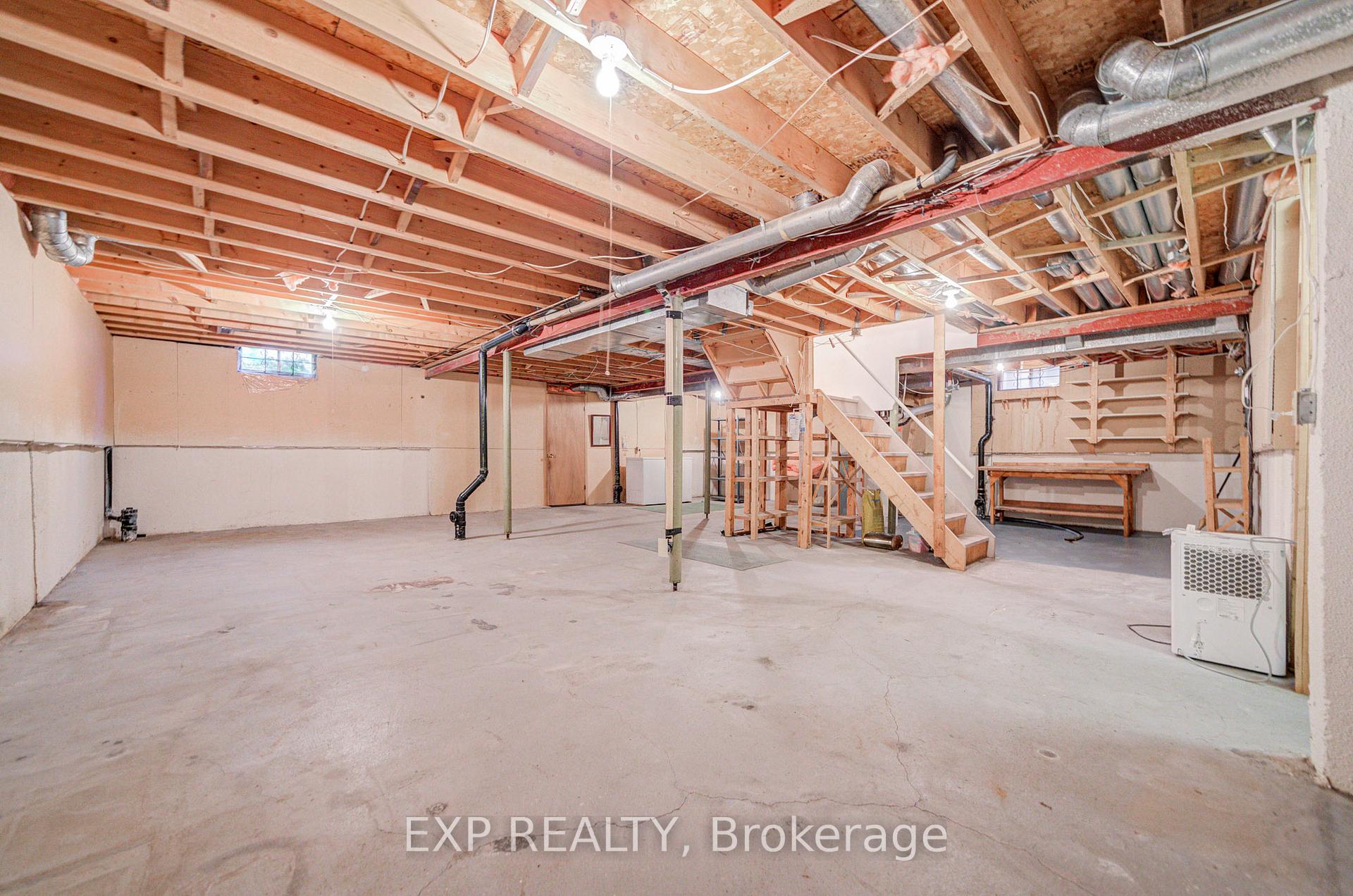 Photo 44 of 47 Longsword Drive, Scarborough, Agincourt North — HOMEH