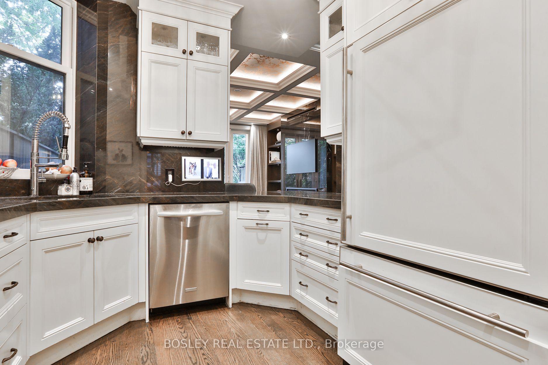 Photo 10 of 128 Collier Street, Toronto, Rosedale-Moore Park — HOMEH