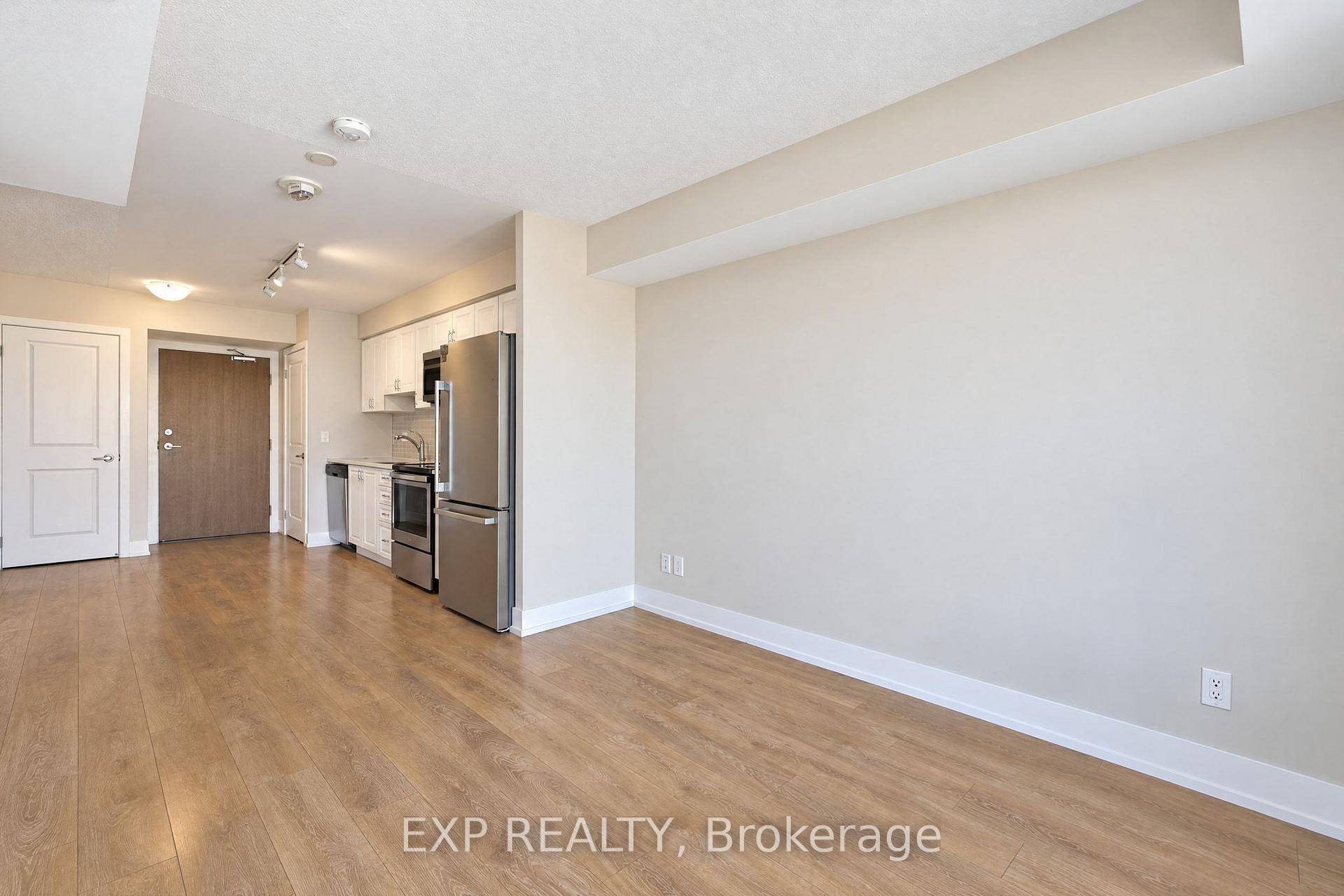 Photo 4 of Unit 1603, 1255 Bayly Street, Pickering, Bay Ridges — HOMEH